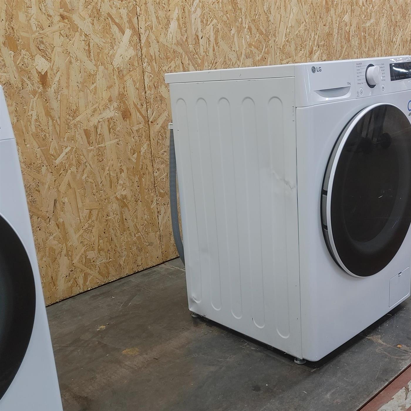 Lavatrice LG F4R5010TSWW Carica frontale 10 kg 1400 Giri/min Bianco