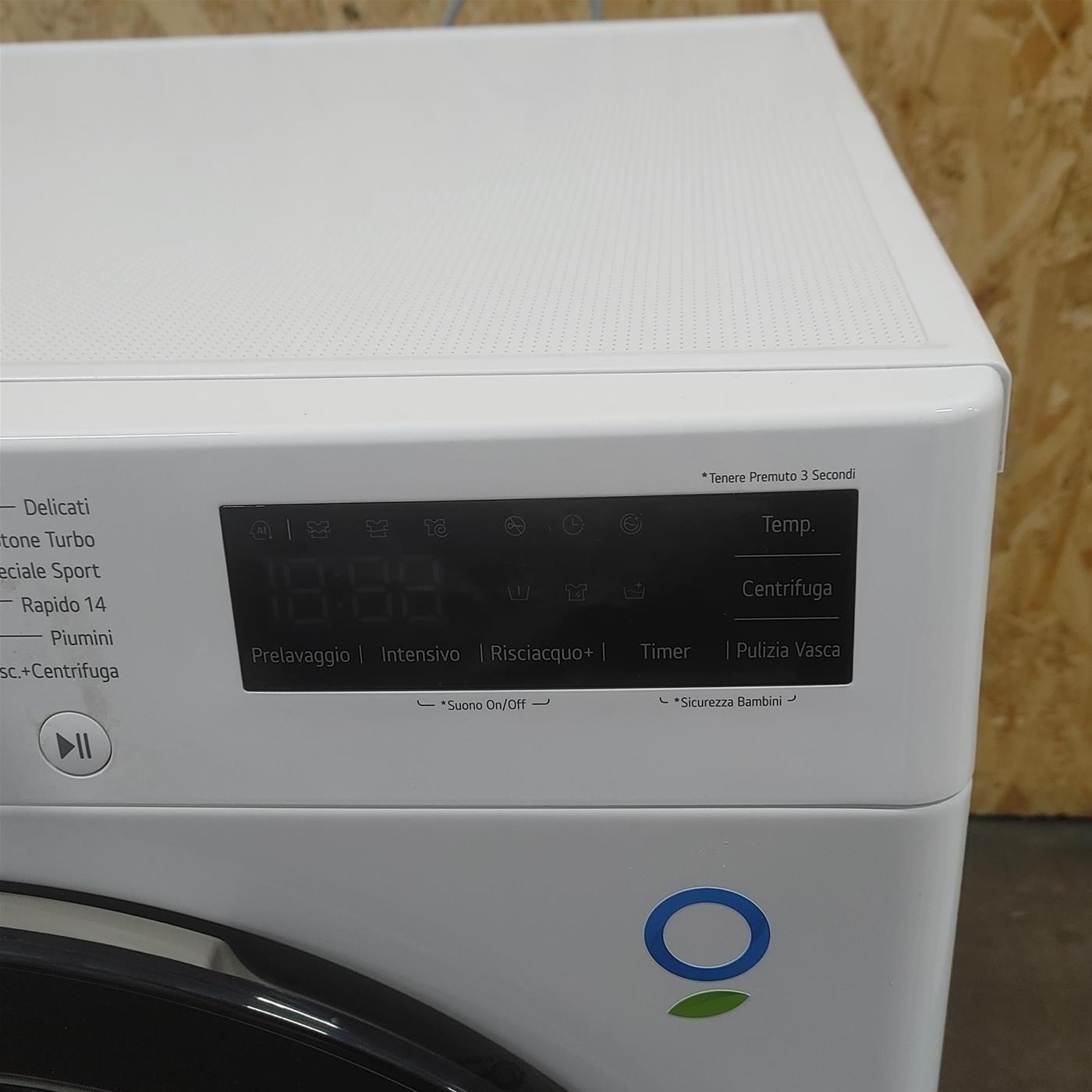 Lavatrice LG F4R3013NSWB Carica frontale 13 kg 1400 giri Bianco