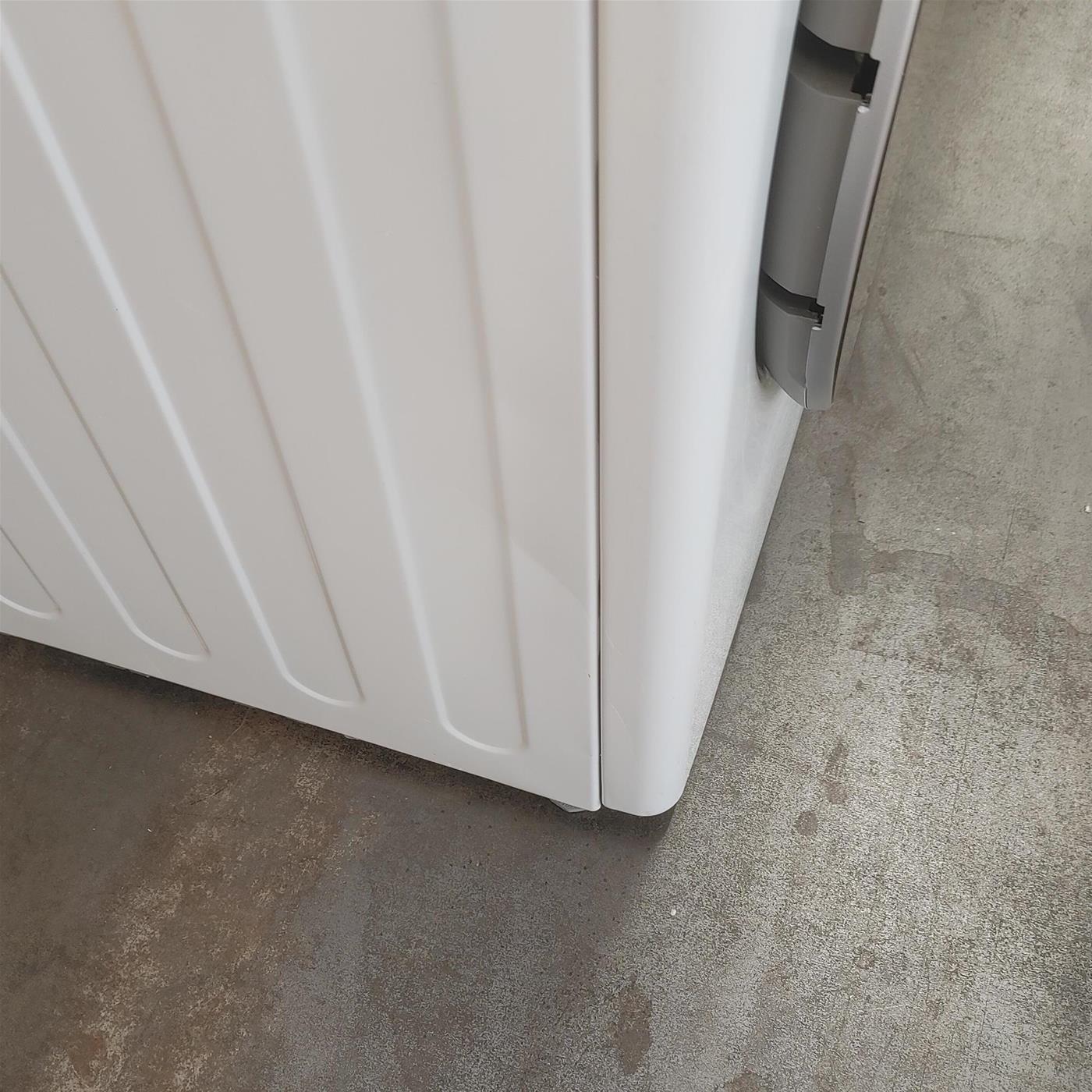 Lavatrice LG F4R3711NSWS AI DD Autodosaggio Wi-Fi 11 Kg