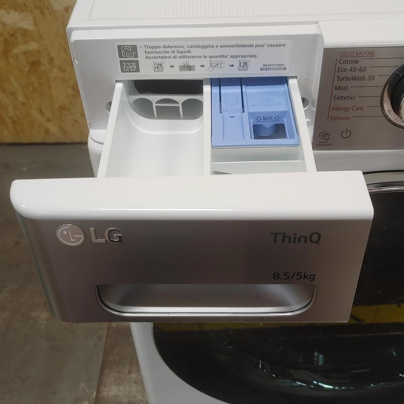 Lavasciuga intelligente LG F2DV9S8H2E Slim Vapore TurboWash 360 8.5/5Kg