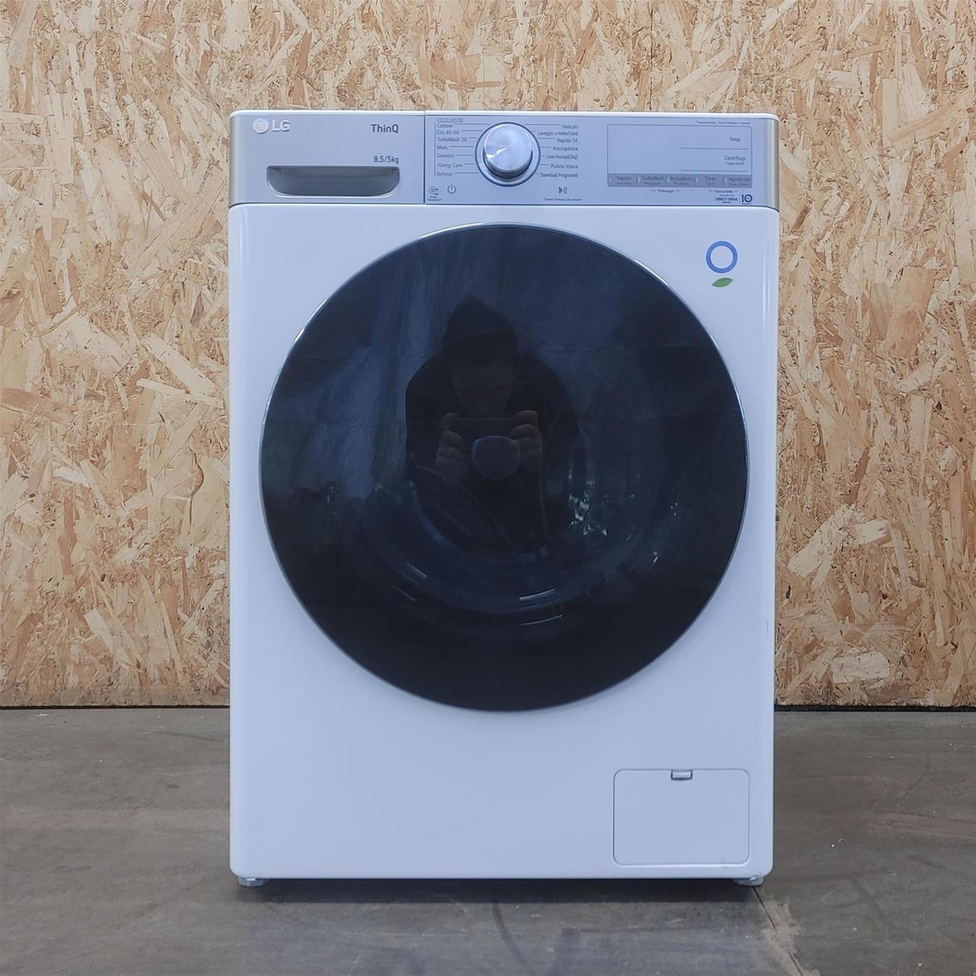 Lavasciuga LG F2DV9S8H2E Libera installazione Caricamento frontale Bianco E