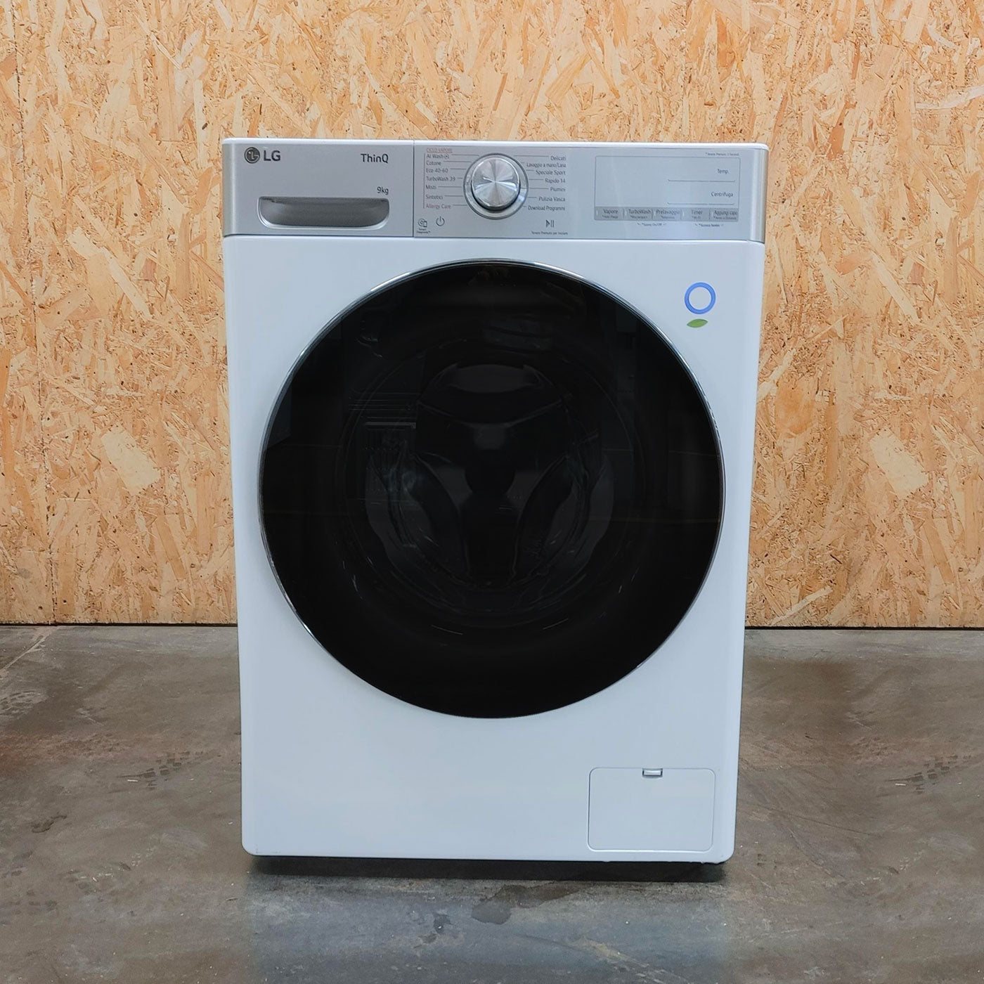 Lavatrice LG F4R9009TPWC Carica frontale 9 kg 1400 Giri/min Bianco