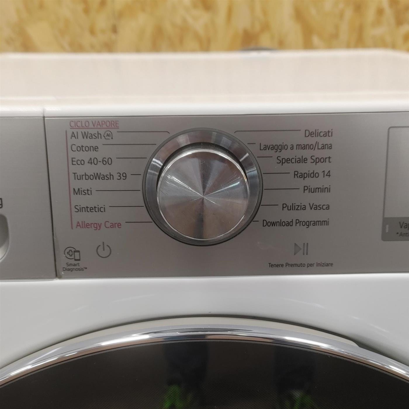 Lavatrice intelligente LG F4R9009TPWC TurboWash, Classe A 9 Kg