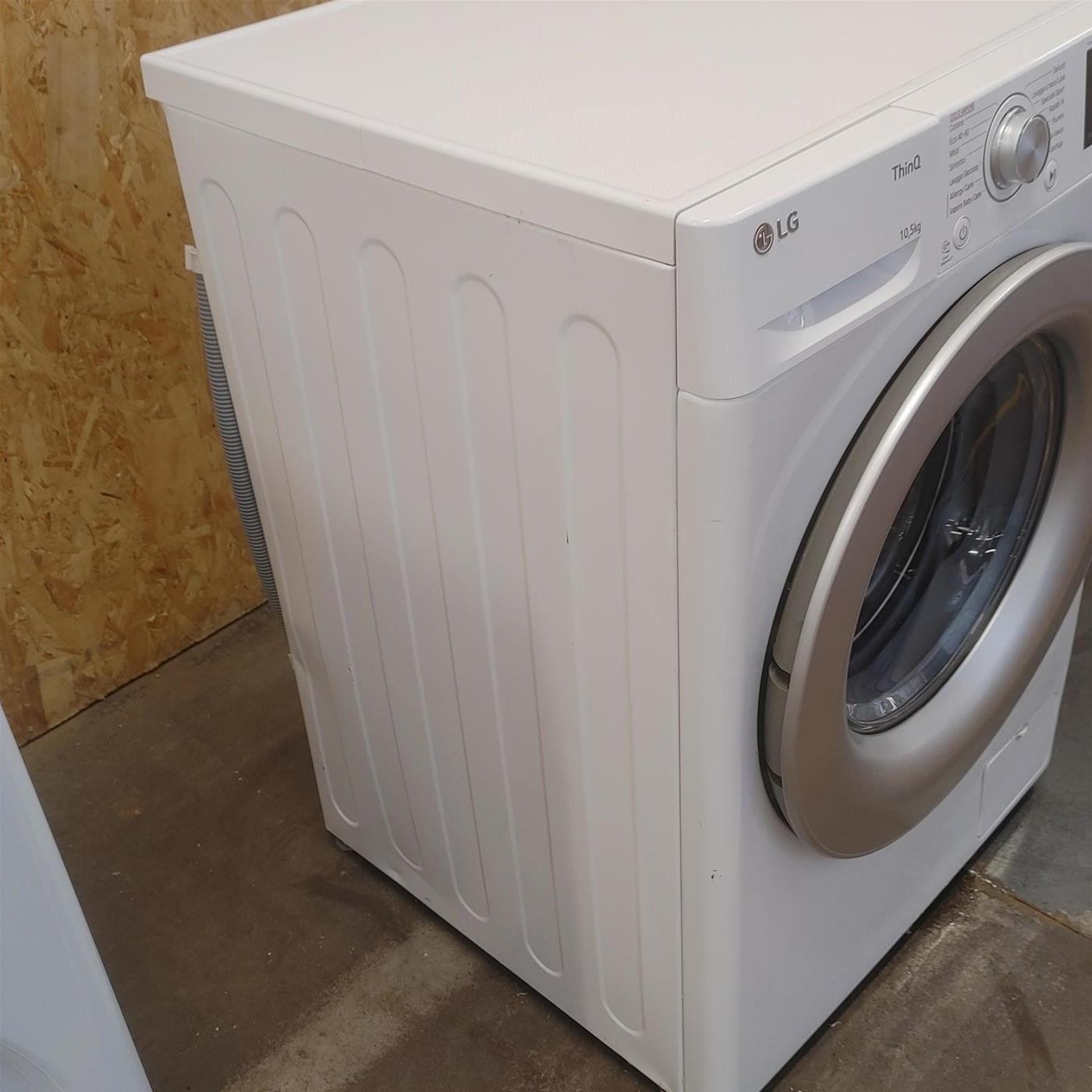 Lavatrice LG F4R3710NSWW 10kg AI DD