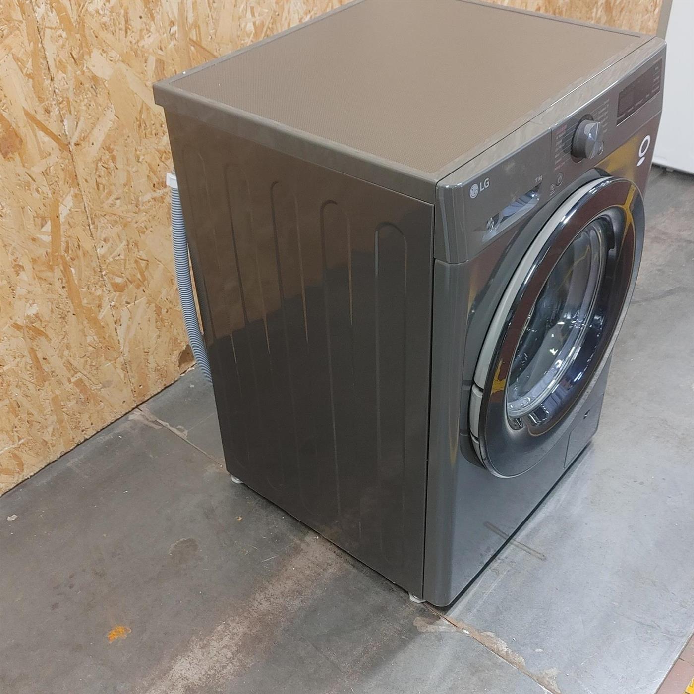Lavatrice LG F4R5011TSMB AI DD, Classe A, TurboWash, Vapore 11 Kg