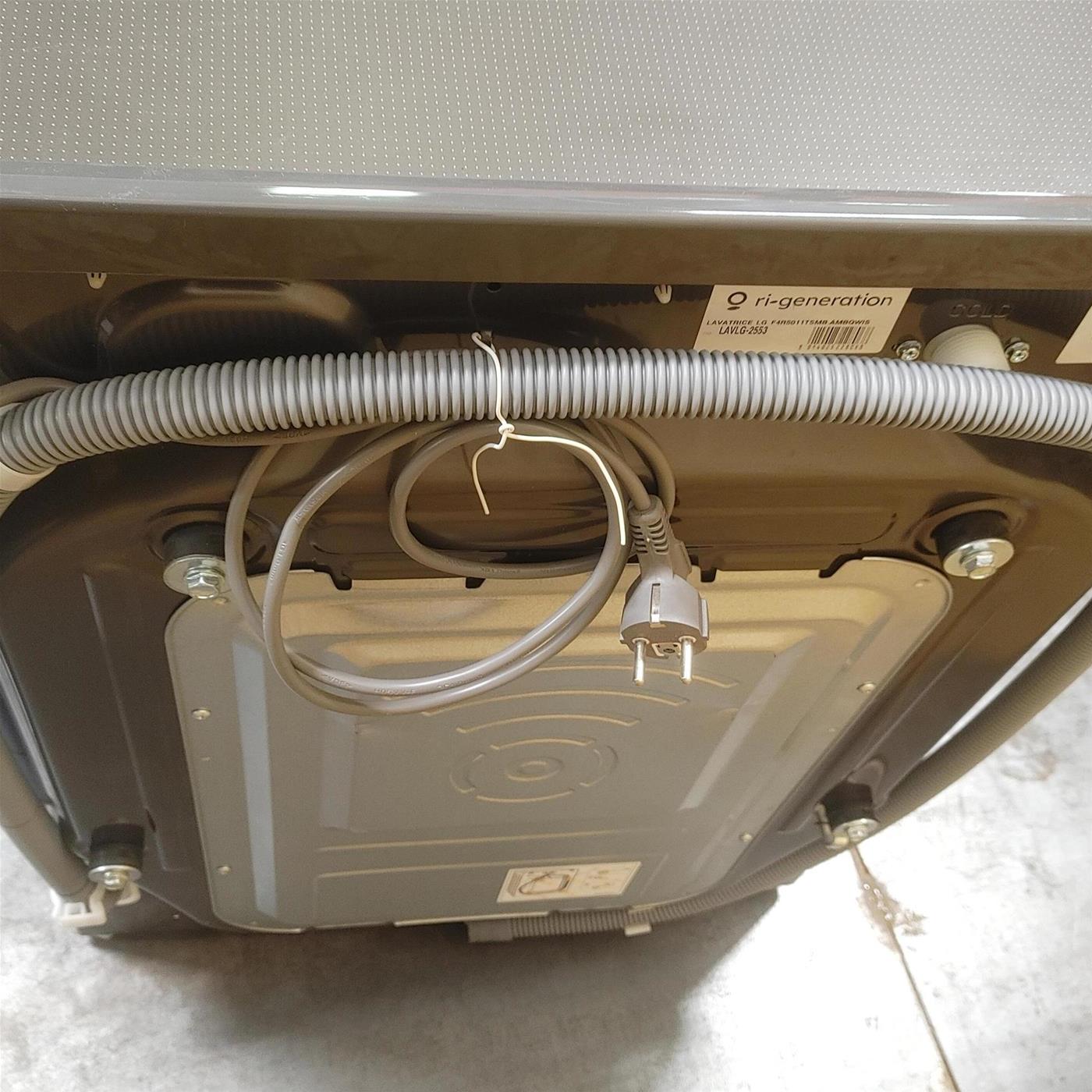 Lavatrice LG F4R5011TSMB AI DD, Classe A, TurboWash, Vapore 11 Kg