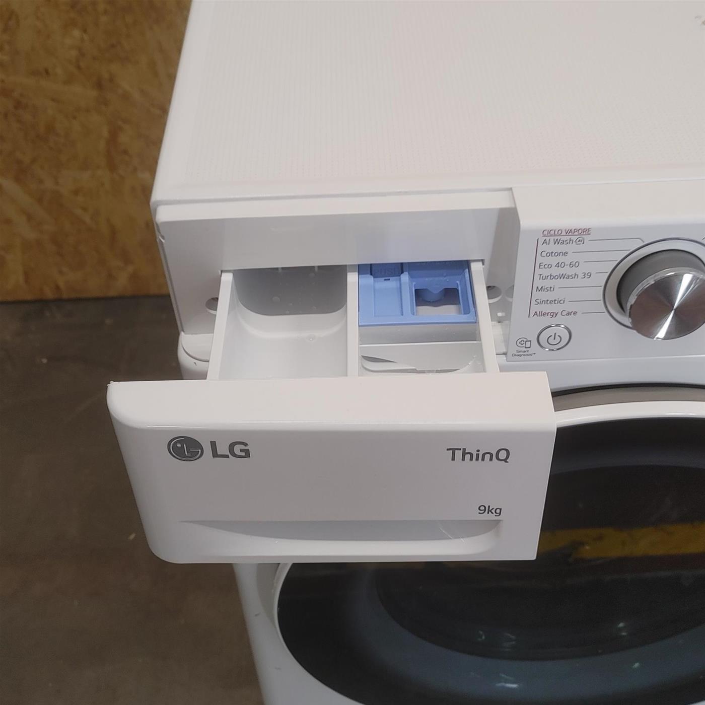 Lavatrice intelligente LG F4R709TAIDO 9 kg