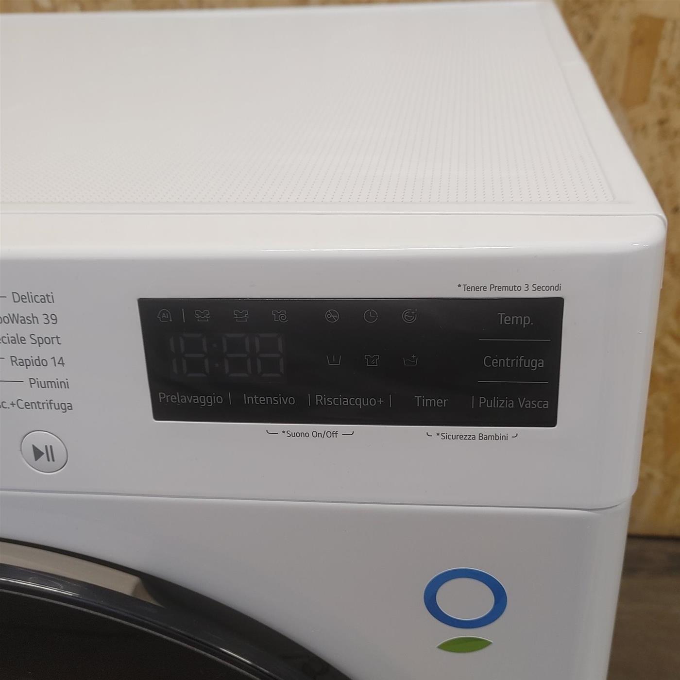 Lavatrice LG F4WR6010AGW 10kg  Classe A 1400 giri TurboWash 360