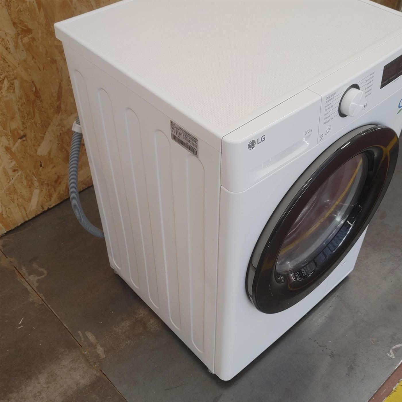 Lavasciuga intelligente LG D4R3009NSWB AI DD Eco Hybrid 9/6Kg