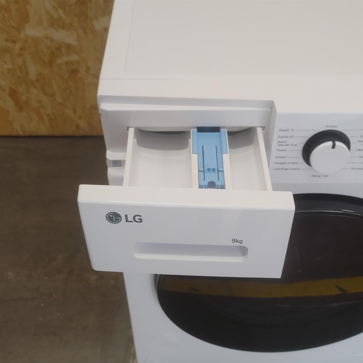 Lavatrice LG F4WM309SAE 9 Kg