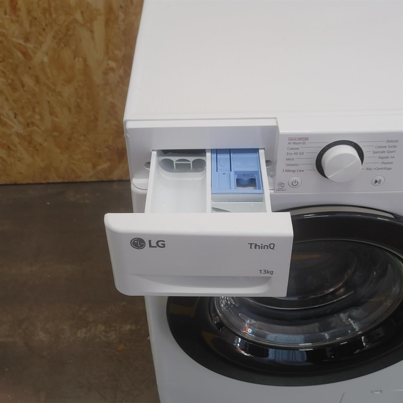 Lavatrice intelligente LG F4R3011NSWB 11 kg Classe A