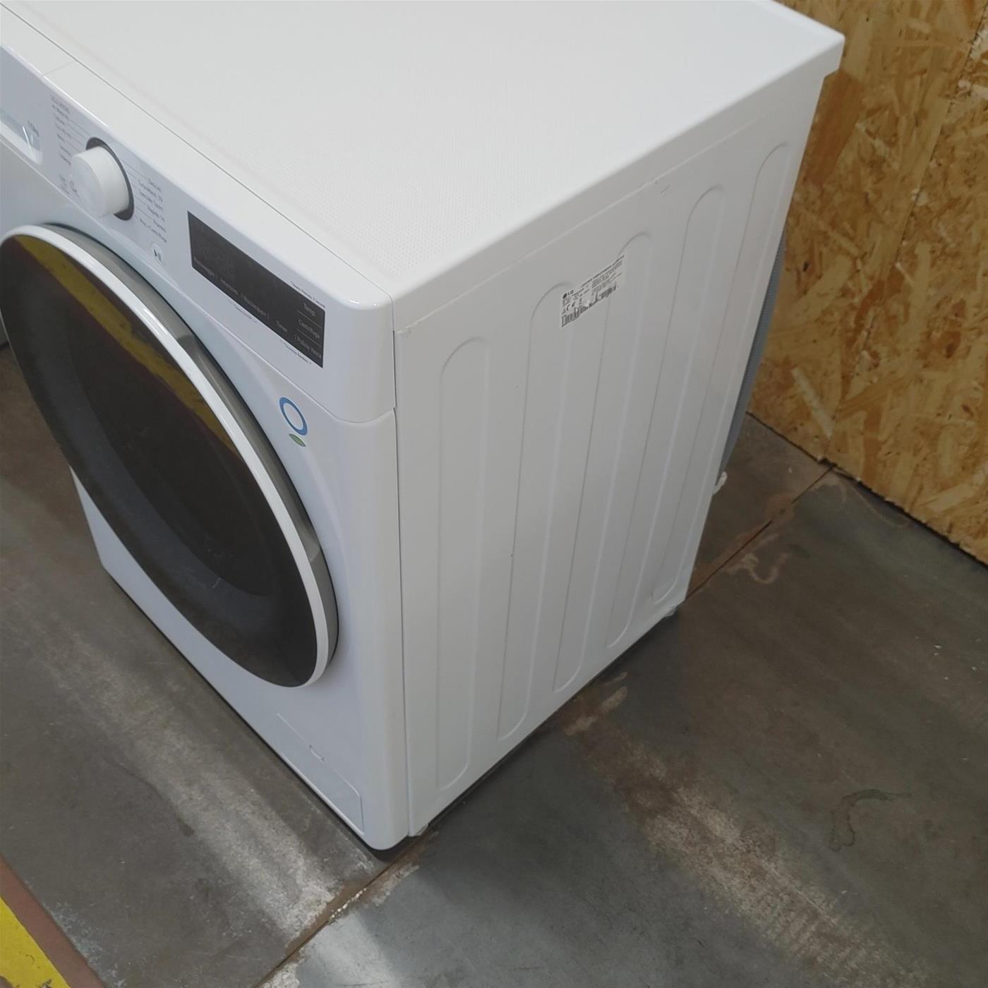 Lavatrice intelligente LG F4WR6010AGW AI DD TurboWash 360, 10 Kg