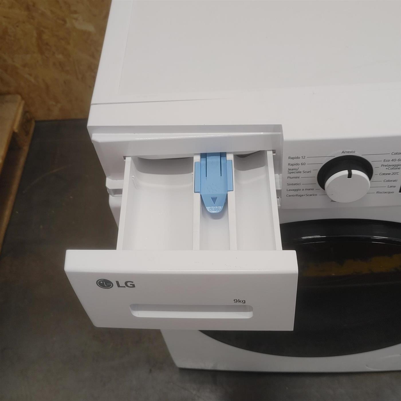 Lavatrice LG F4WM309SAE 9 Kg