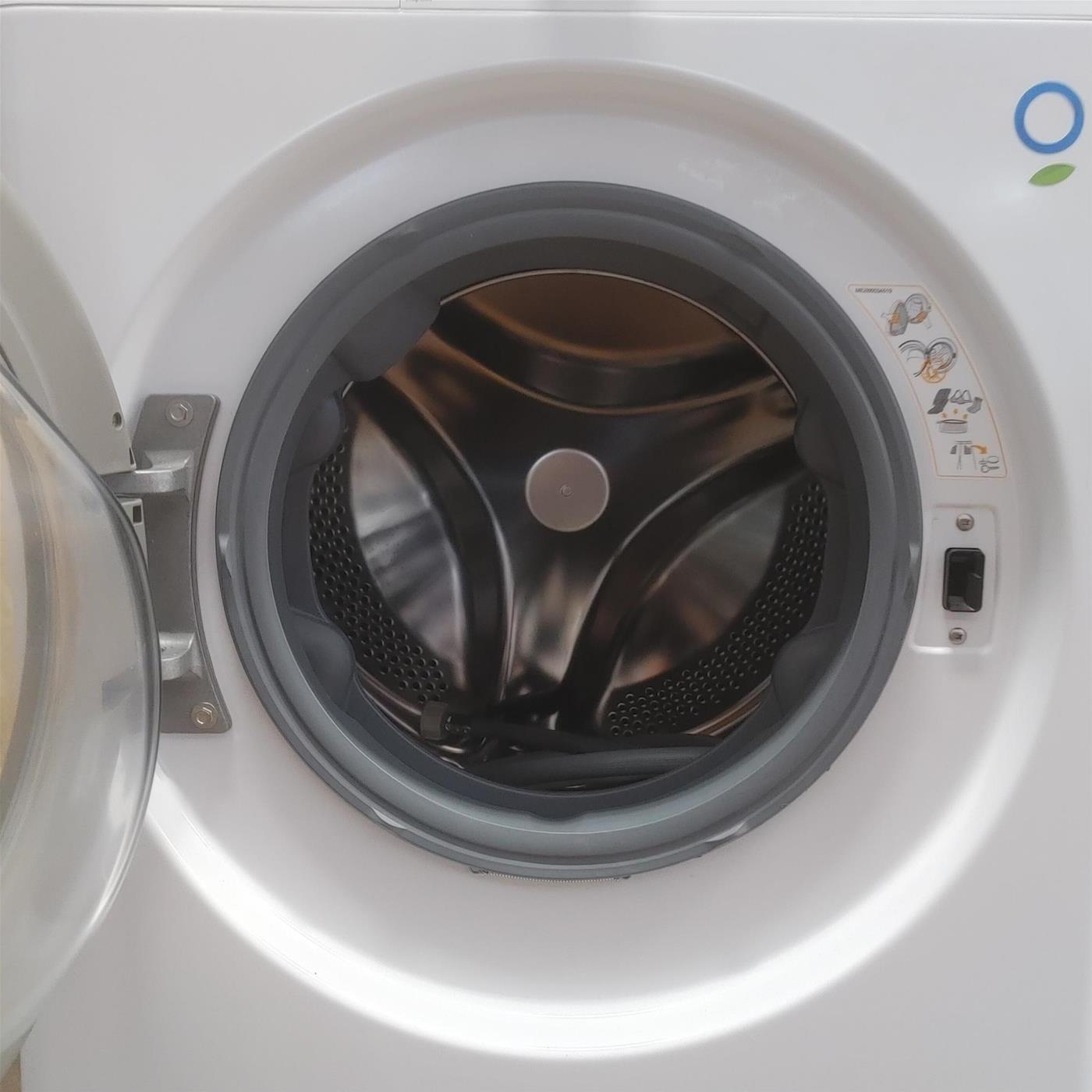 Lavatrice intelligente LG F4R3010NSWB 10 Kg AI DD, Lavaggio a vapore