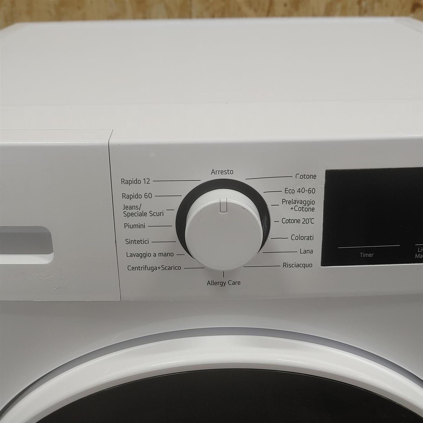 Lavatrice LG F2R3S08NSWW  8 Kg AI DD, Vapore, AI Wash