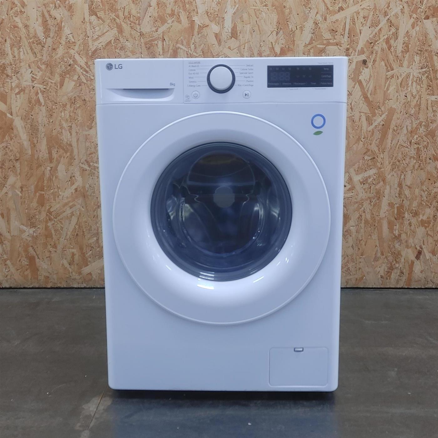 Lavatrice intelligente LG F2R3S08NSWW 8 Kg Vapore, AI Wash