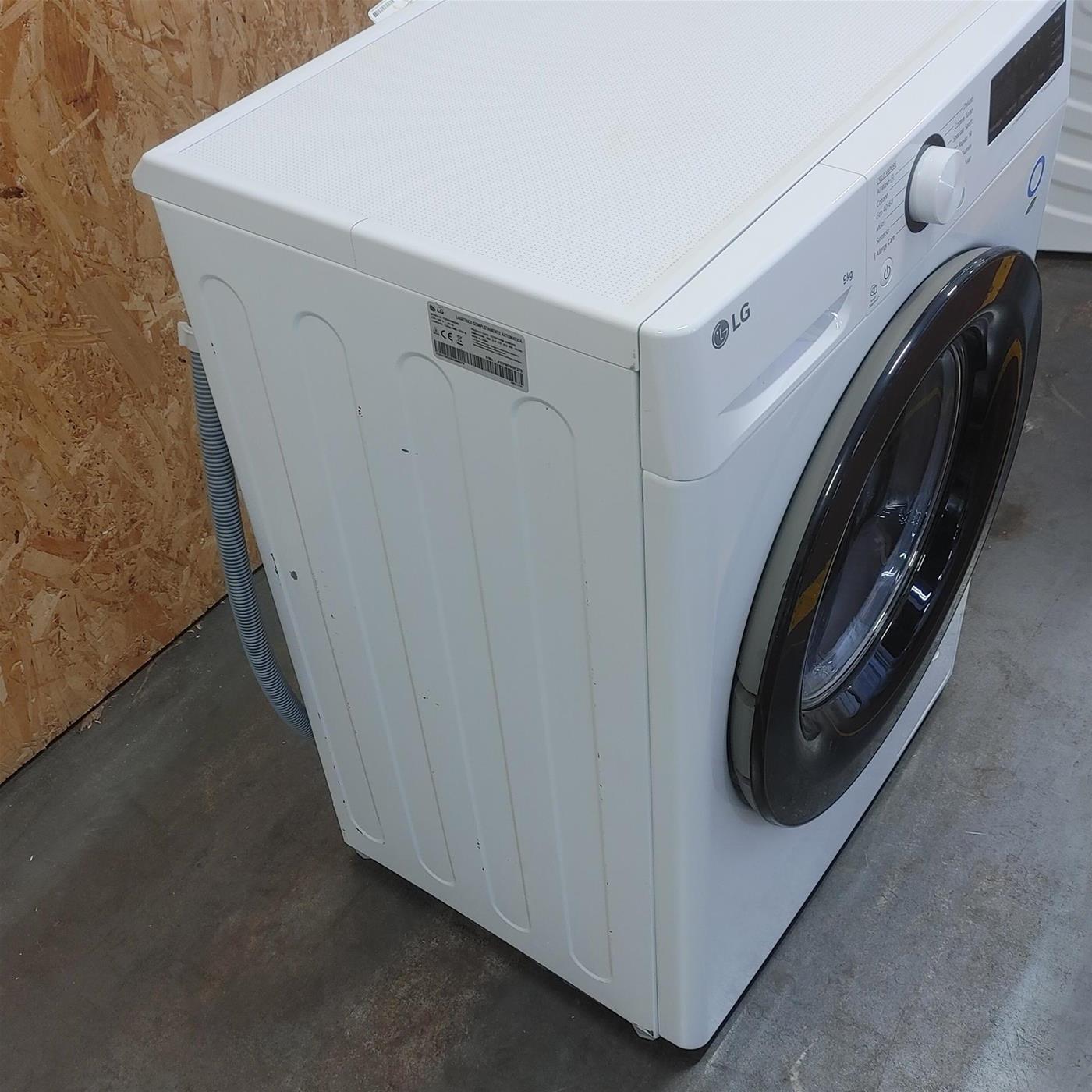 LG F2R3S09NSWB Lavatrice 9kg AI DD, Classe A-10%, 1200 giri, Vapore, AI Wash