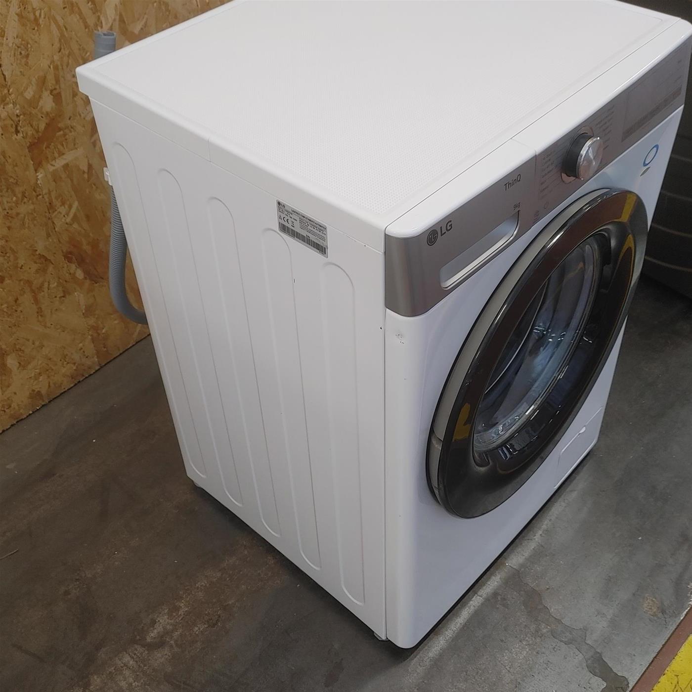 Lavatrice intelligente LG F4R9009TPWC AI DD 9 Kg