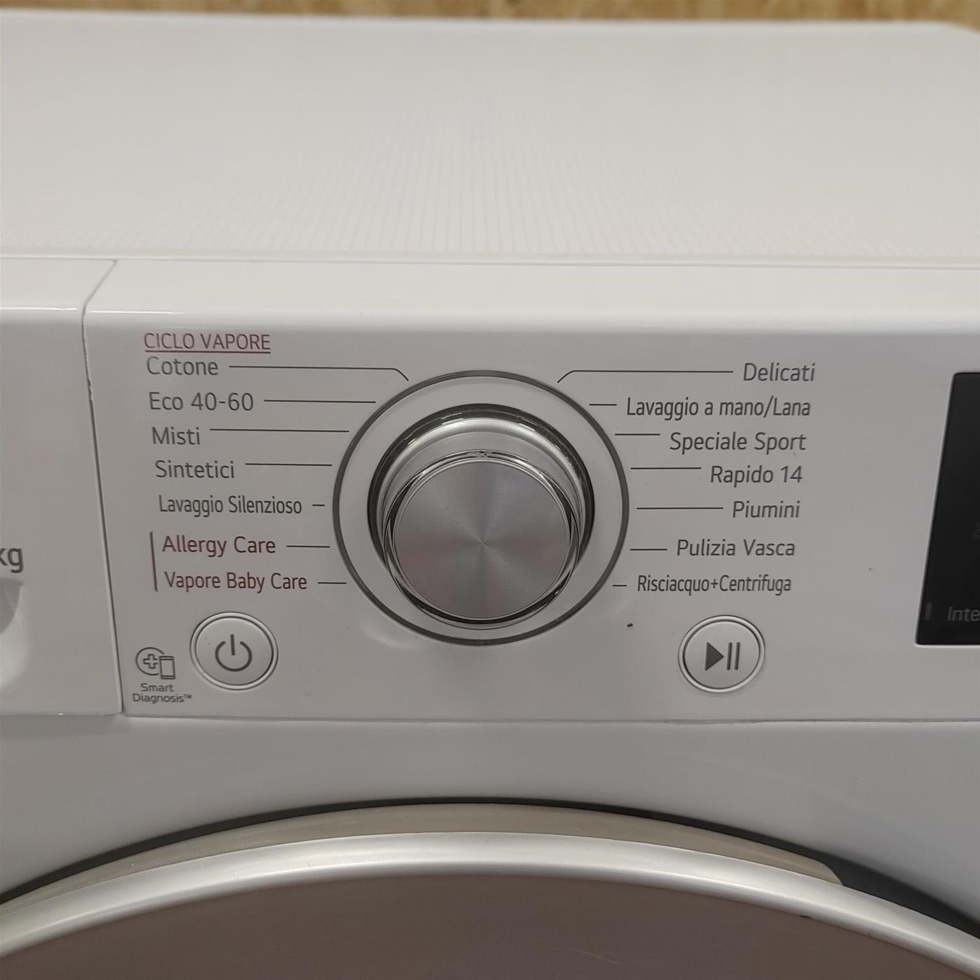 Lavatrice Intelligente LG F4WV310S4E AIDD Vapore 10,5 Kg