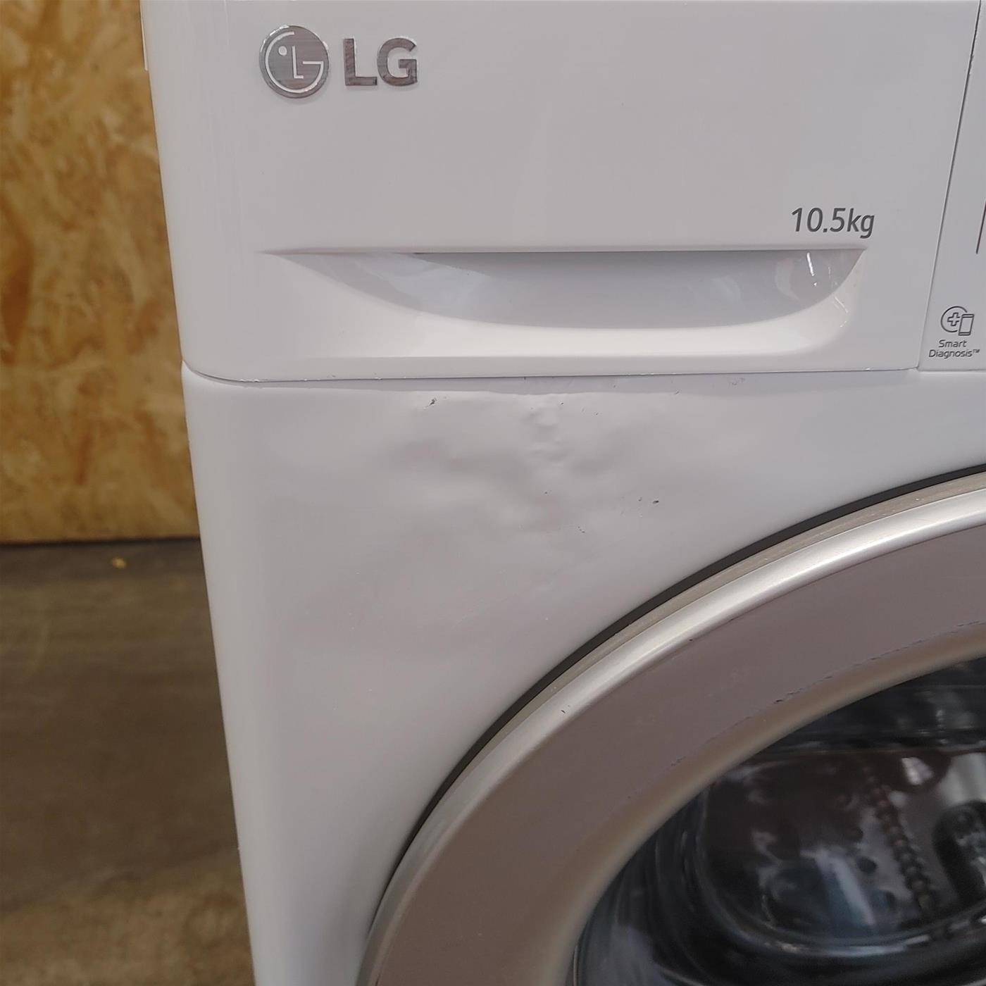 Lavatrice Intelligente LG F4WV310S4E AIDD Vapore 10,5 Kg