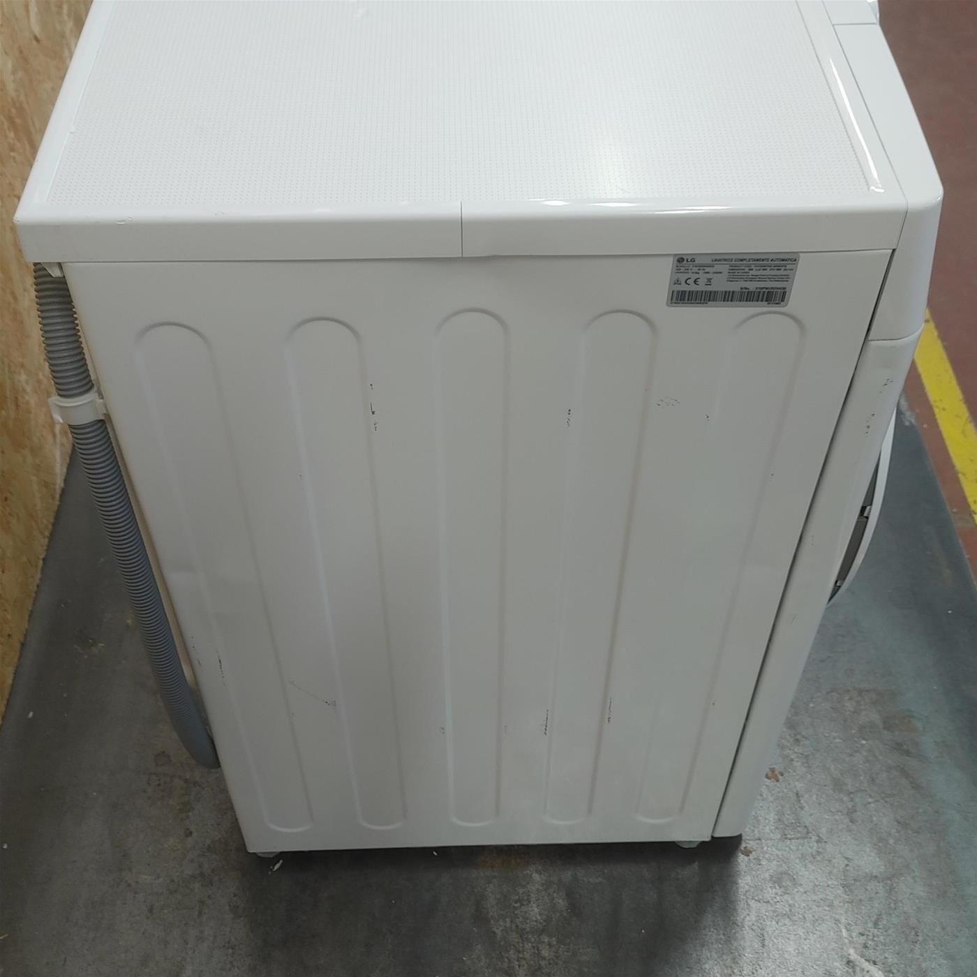 Lavatrice LG F4R3009NNWW AI DD 9 Kg