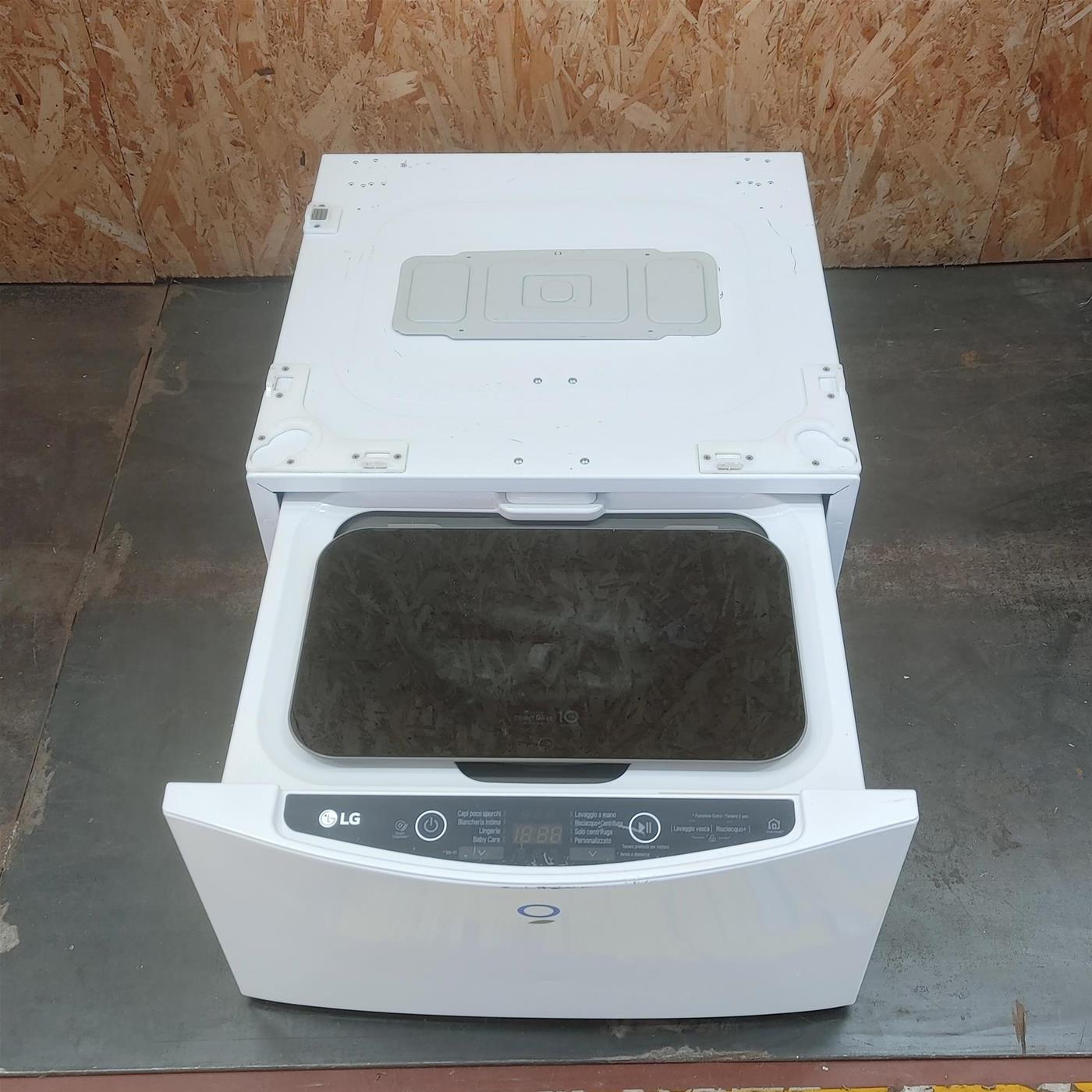 Lavatrice LG F8K5XN3 Carica dall'alto 2 Kg