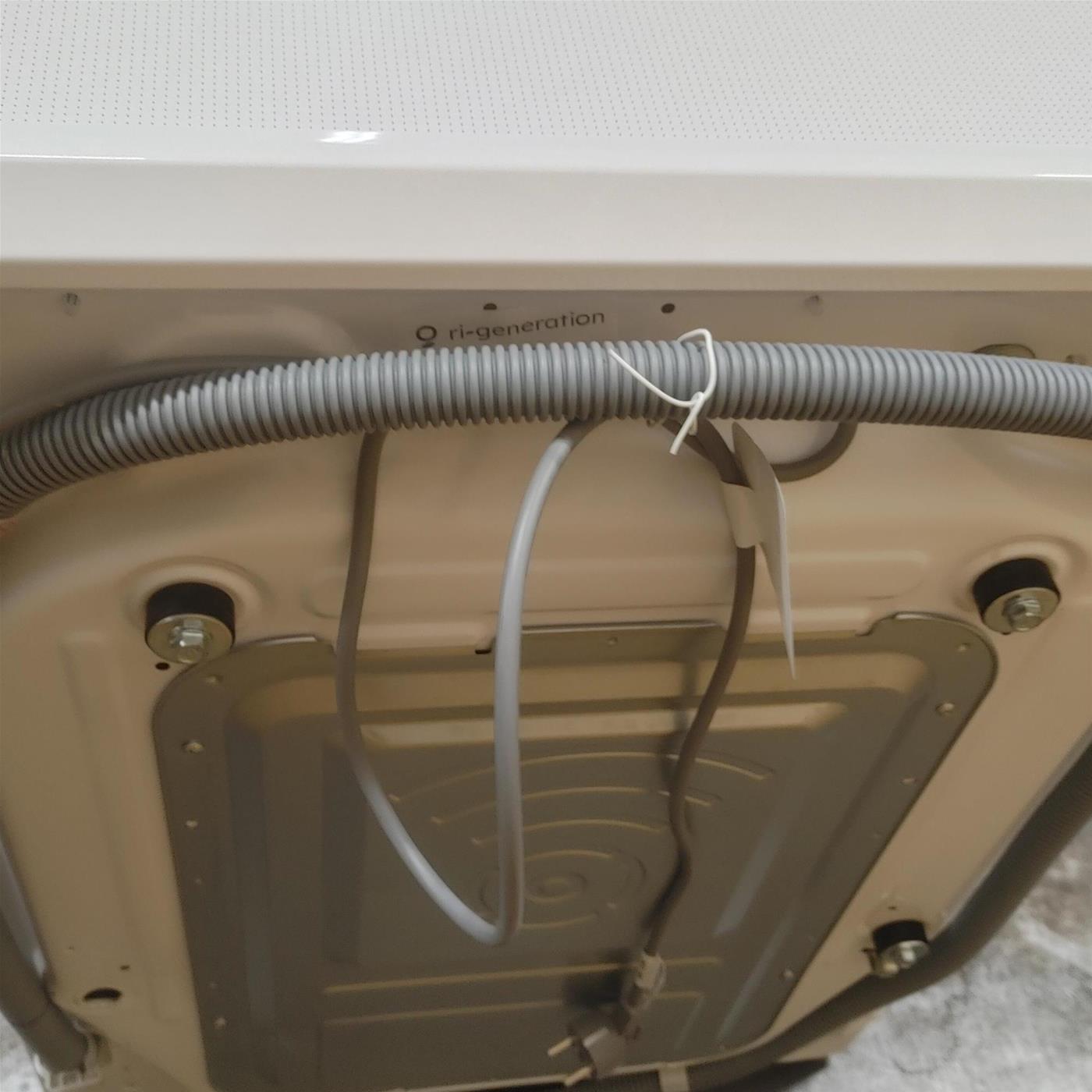 Lavatrice intelligente LG F2R3S09NSWB Classe A 9 Kg