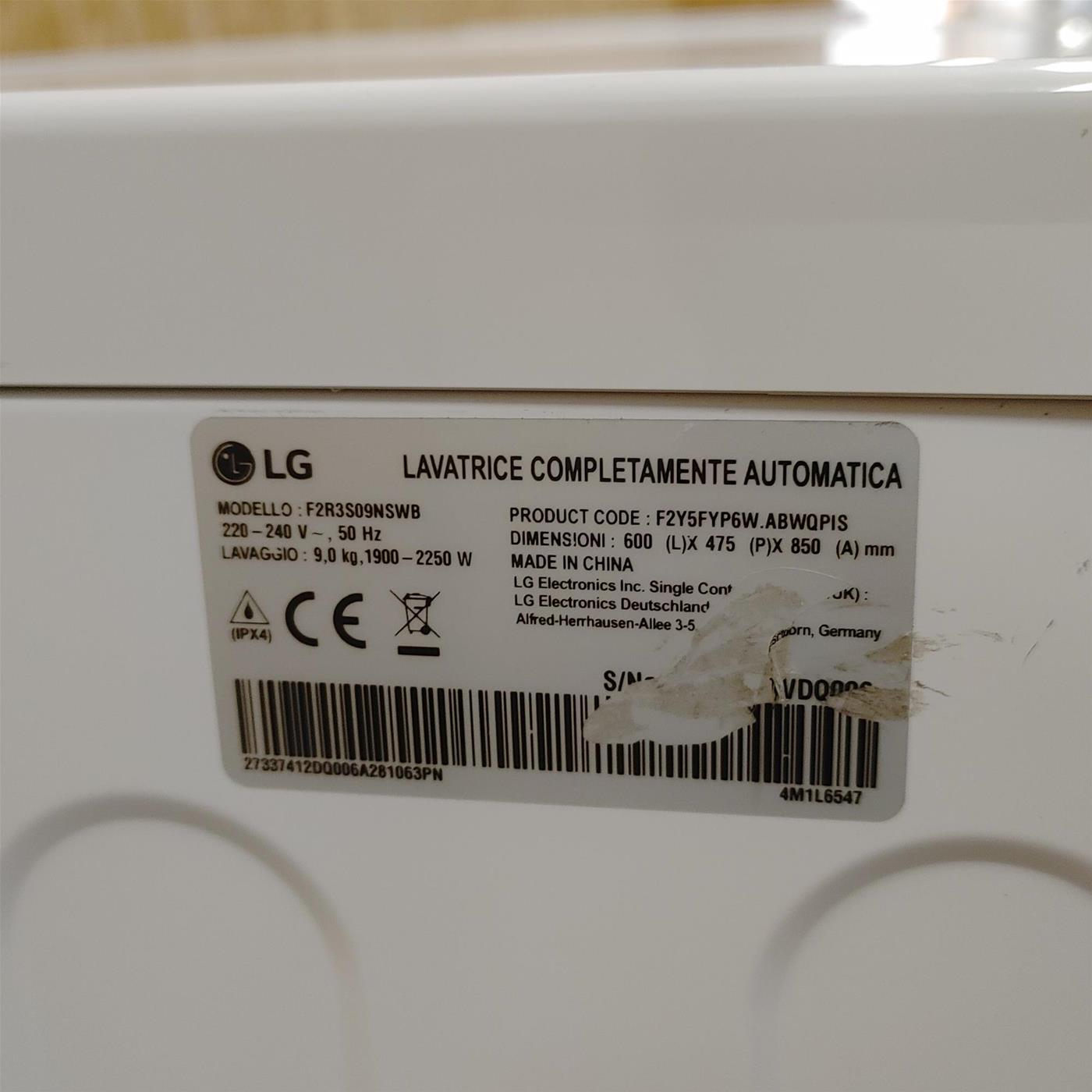 Lavatrice intelligente LG F2R3S09NSWB Classe A 9 Kg