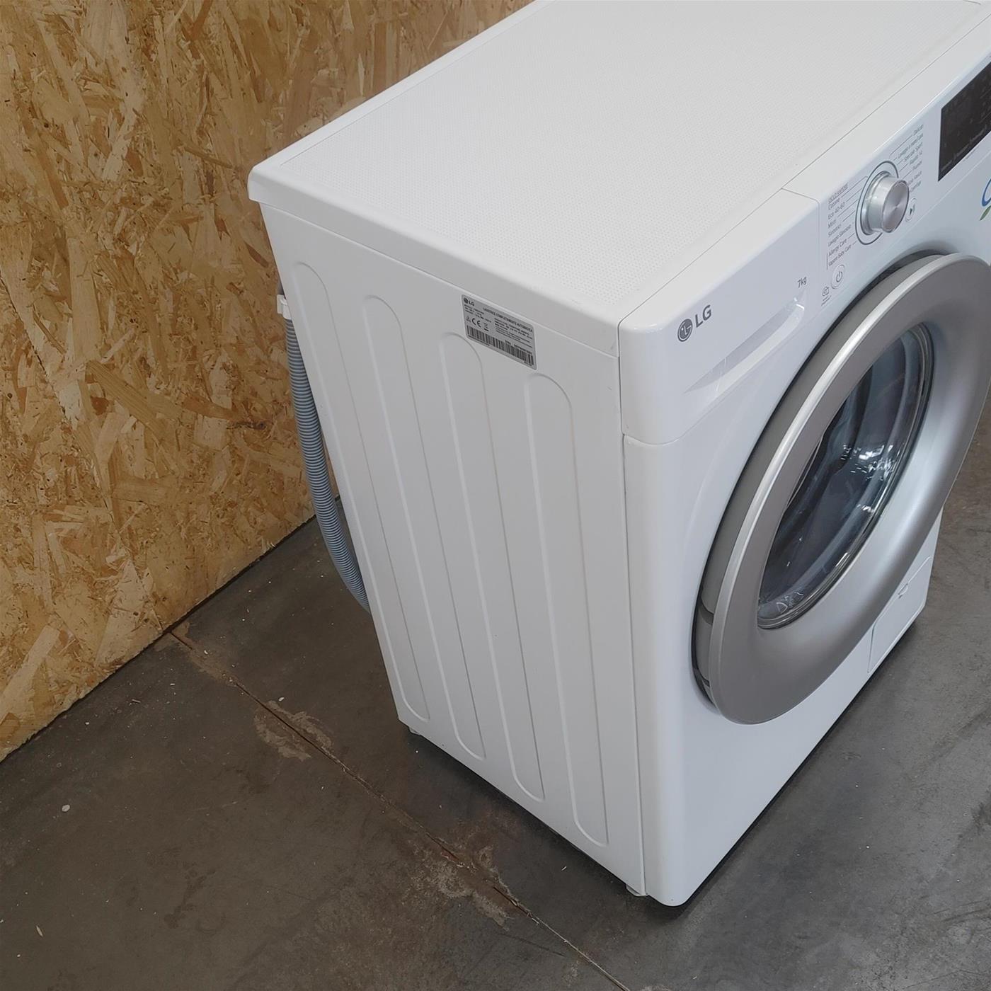 Lavatrice intelligente LG F2WV3S7S4E Slim 7 Kg