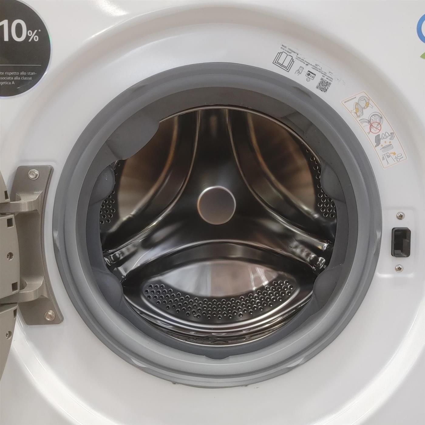 Lavatrice intelligente LG F2R3S09NSWB Classe A 9 Kg