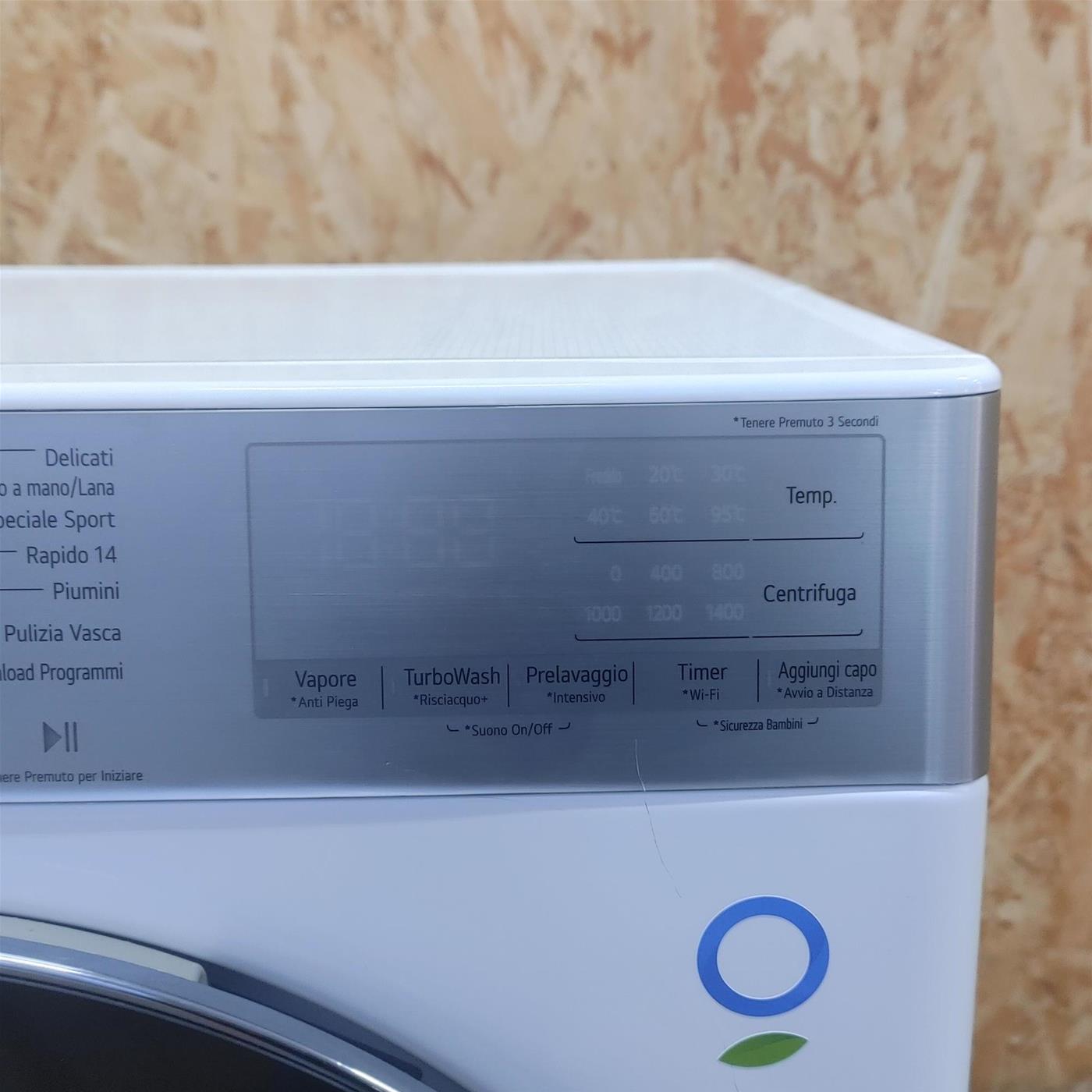 Lavatrice intelligente LG F4R9009TPWC Classe A 9 Kg