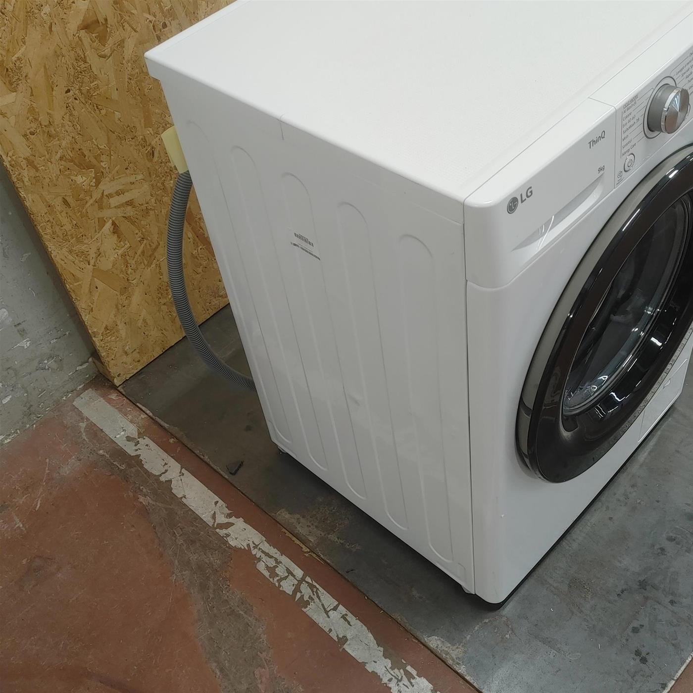 Lavatrice intelligente LG F4R709TAIDD Vapore Wi-Fi 9 Kg