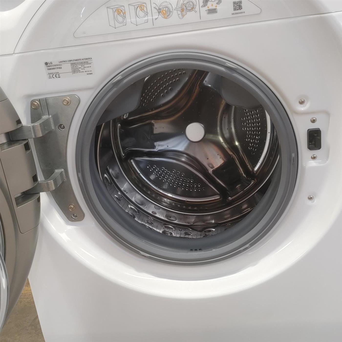 Lavatrice LG FH4G1BCS2 Classe A 12 Kg
