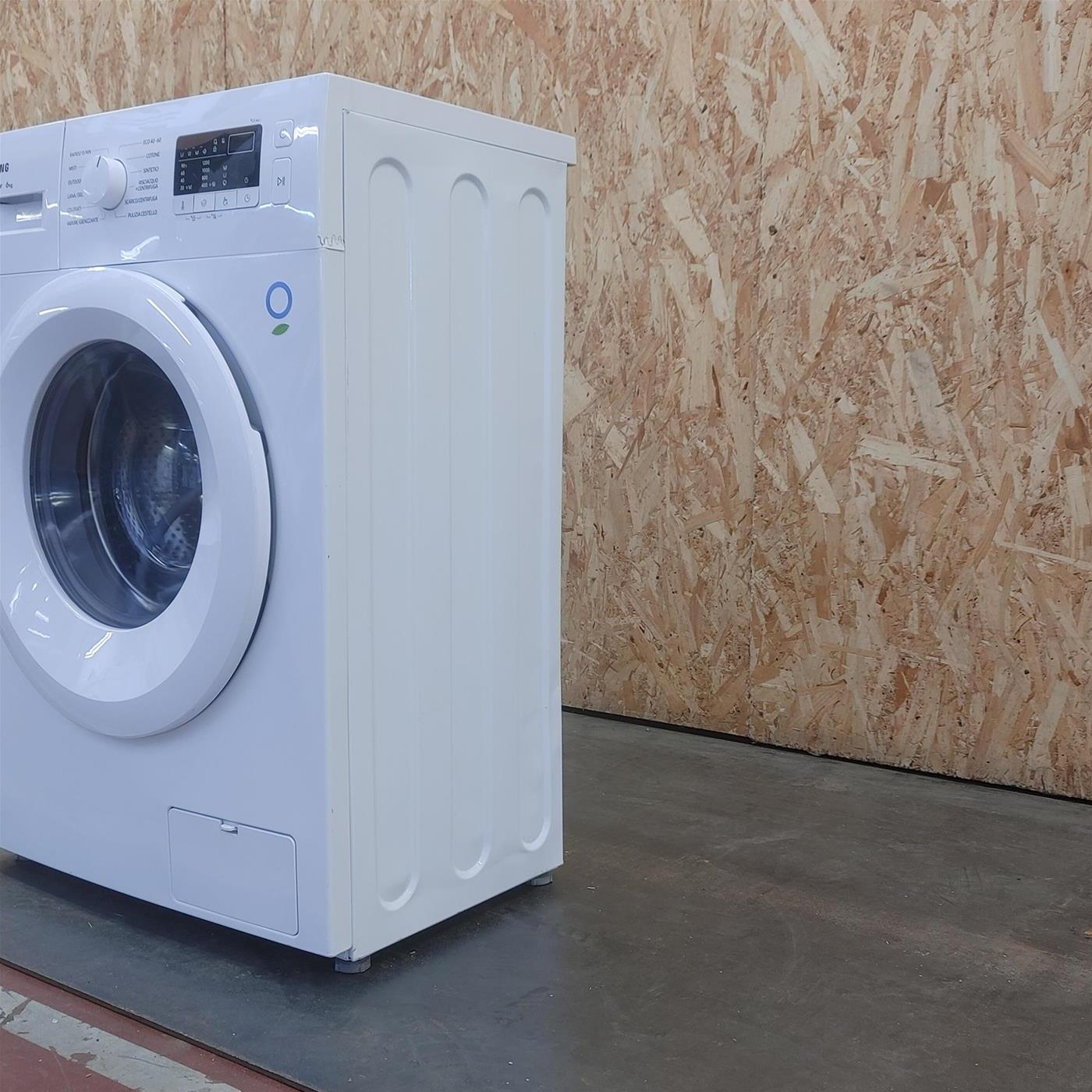 Lavatrice Samsung WW60A3120WE Caricamento frontale 6 kg 1200 Giri/min Bianco