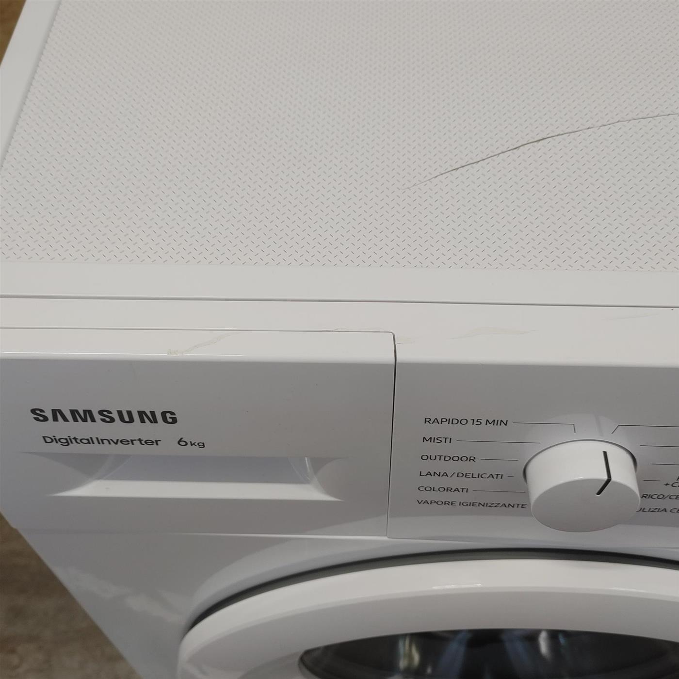 Lavatrice Samsung WW60A3120WE Caricamento frontale 6 kg 1200 Giri/min Bianco