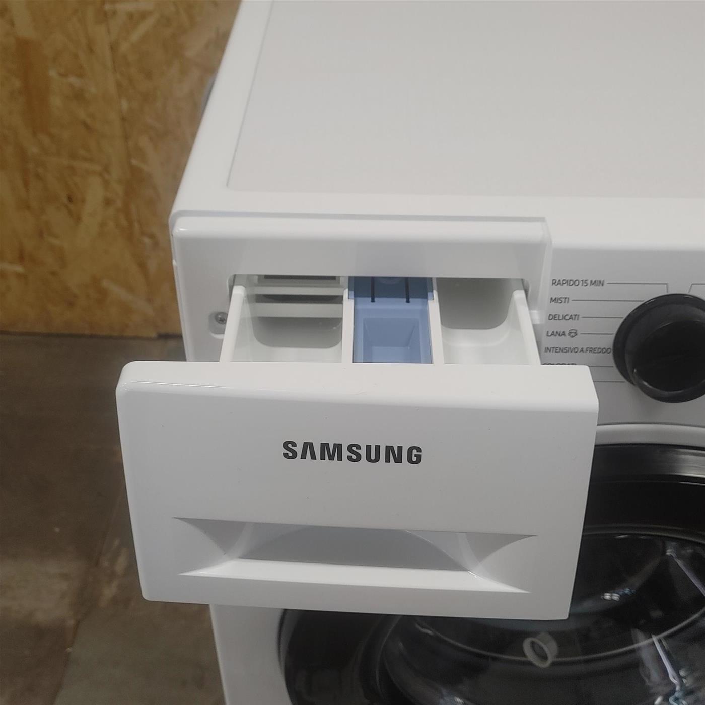 Samsung WW11BGA046AE lavatrice Caricamento frontale 11 kg 1400 Giri/min Bianco