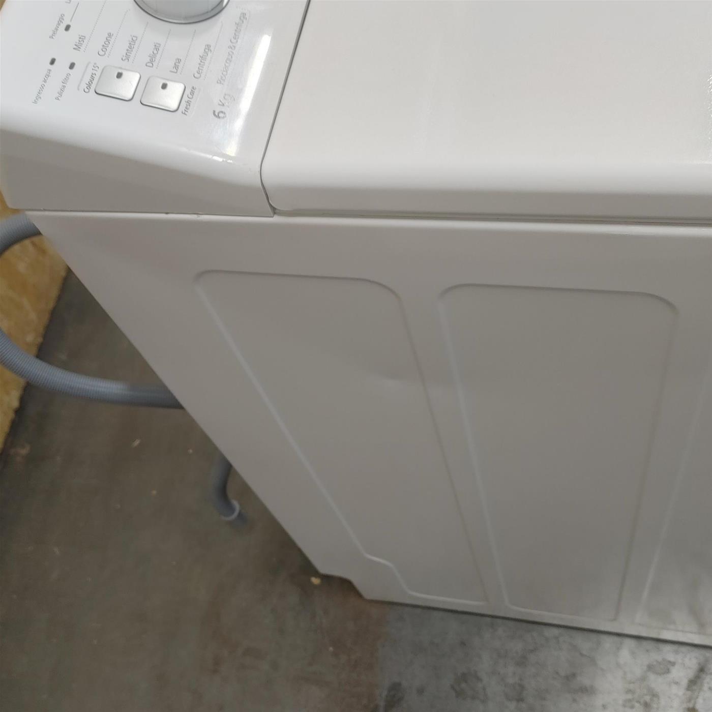 Lavatrice Whirlpool ZEN TDLR 6252BS IT Carica dall'alto 6 kg 1200 giri Bianco