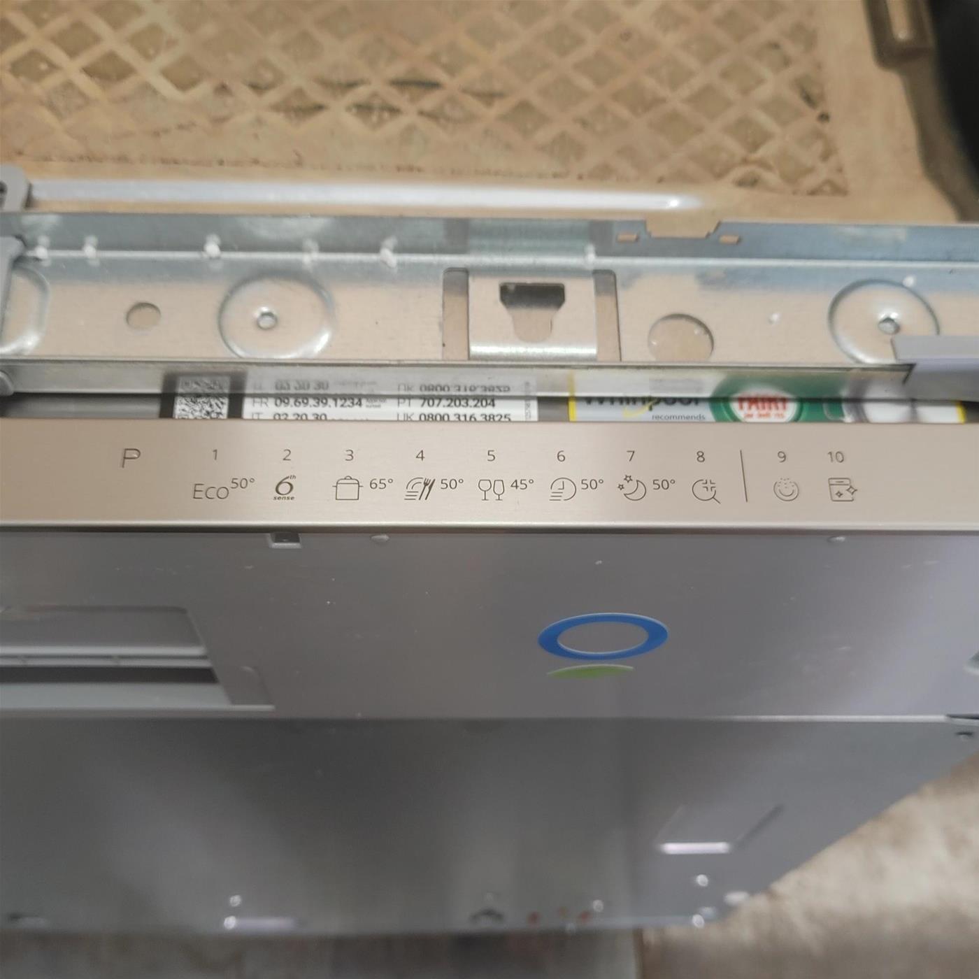 Lavastoviglie Whirlpool WIO 3O540 da Incasso 14 Coperti
