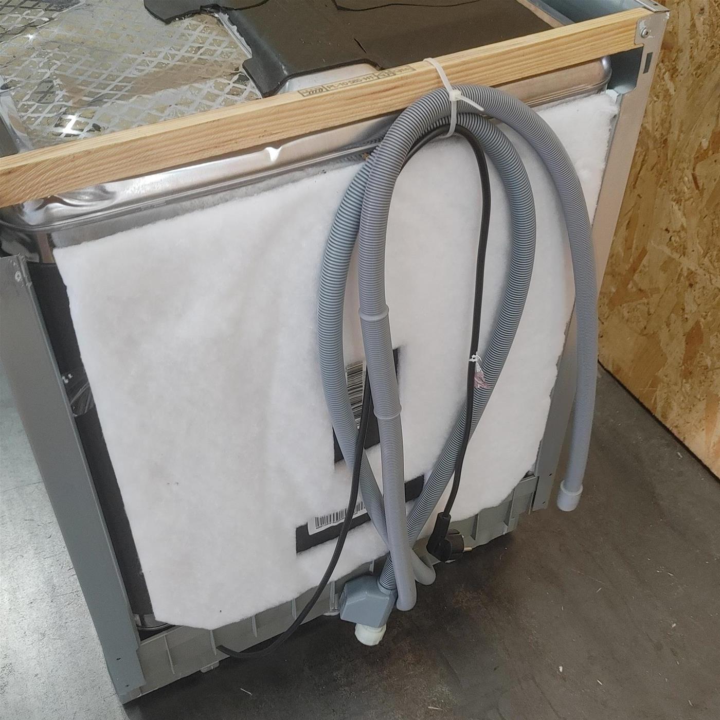 Lavastoviglie Whirlpool WIO 3O540 da Incasso 14 Coperti