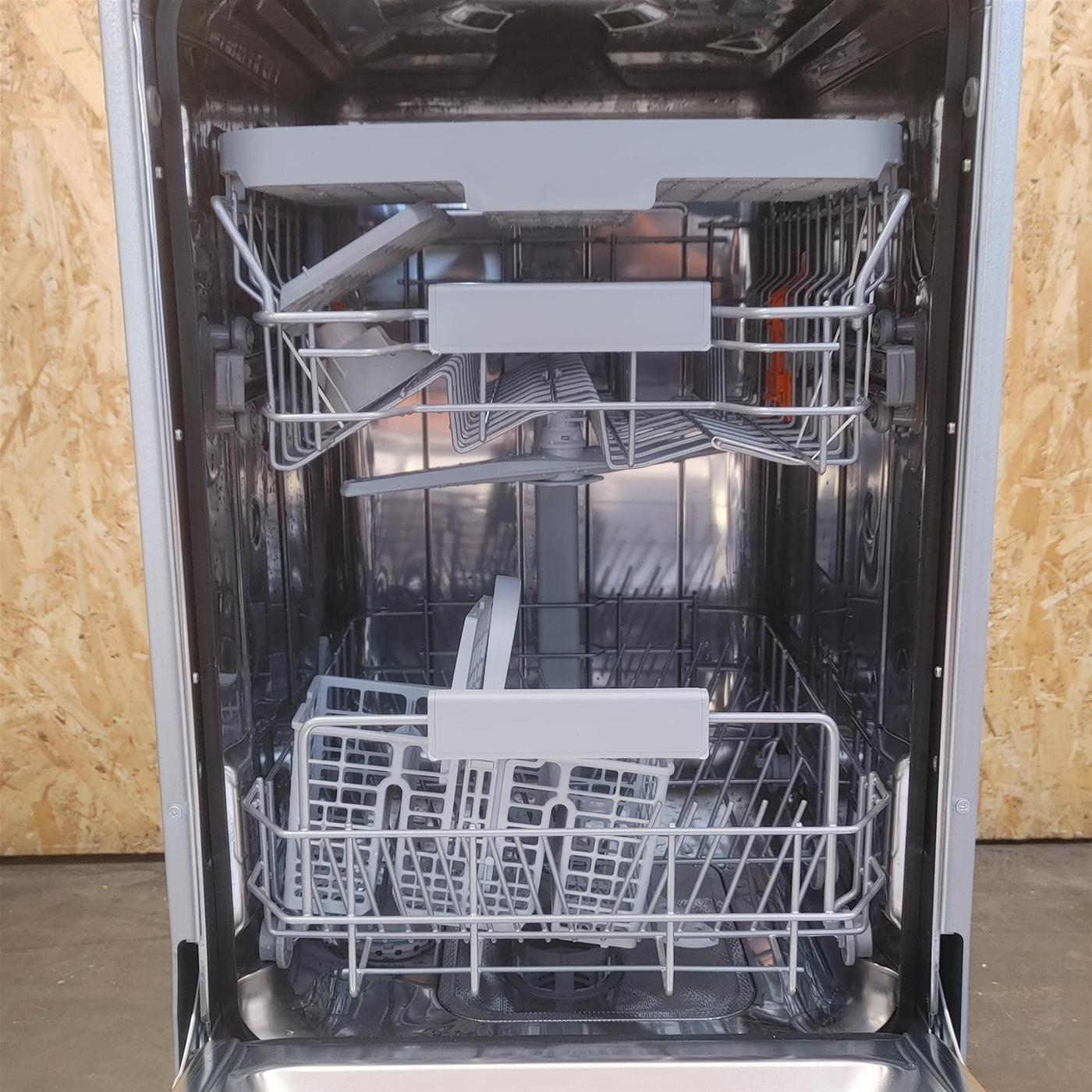 Lavastoviglie slim Hotpoint Ariston HSIC 3M19 a scomparsa totale 10 coperti