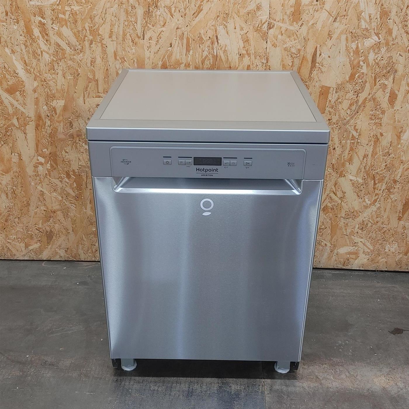 Lavastoviglie Hotpoint Ariston HFC 3C32 WX Libera installazione 14 coperti