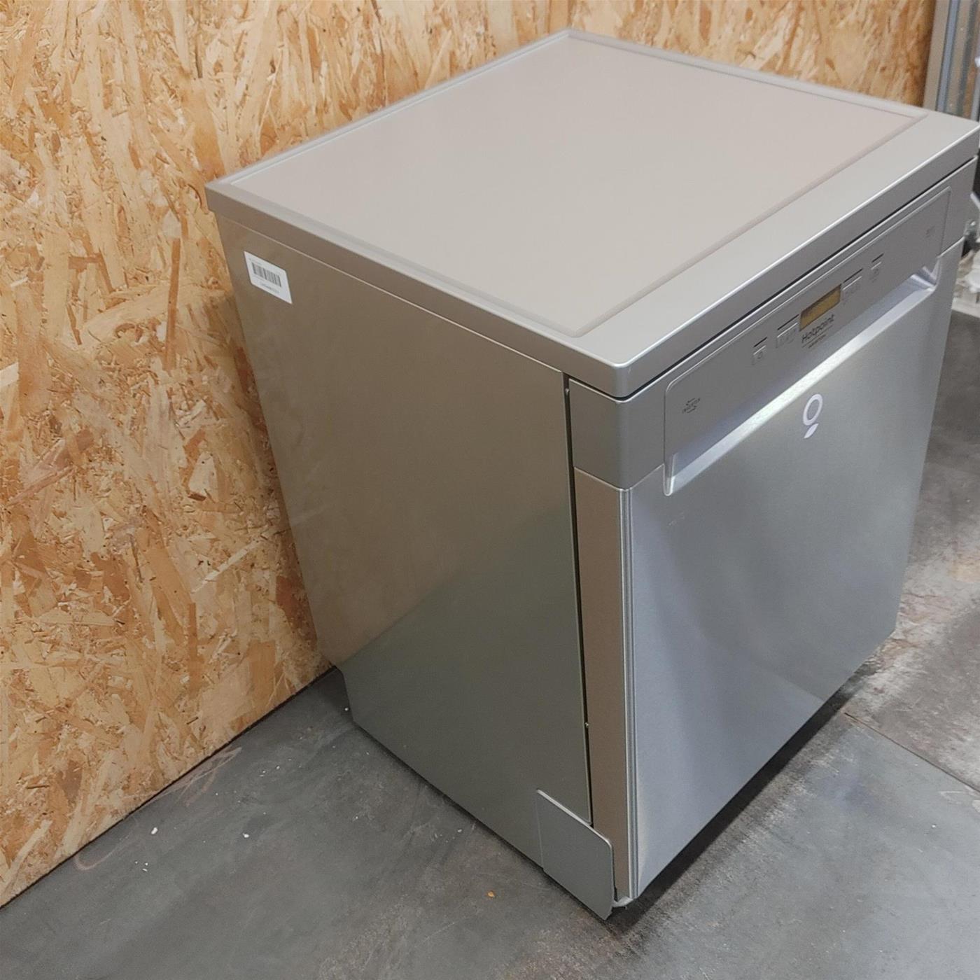 Lavastoviglie Hotpoint Ariston HFC 3C32 WX Libera installazione 14 coperti