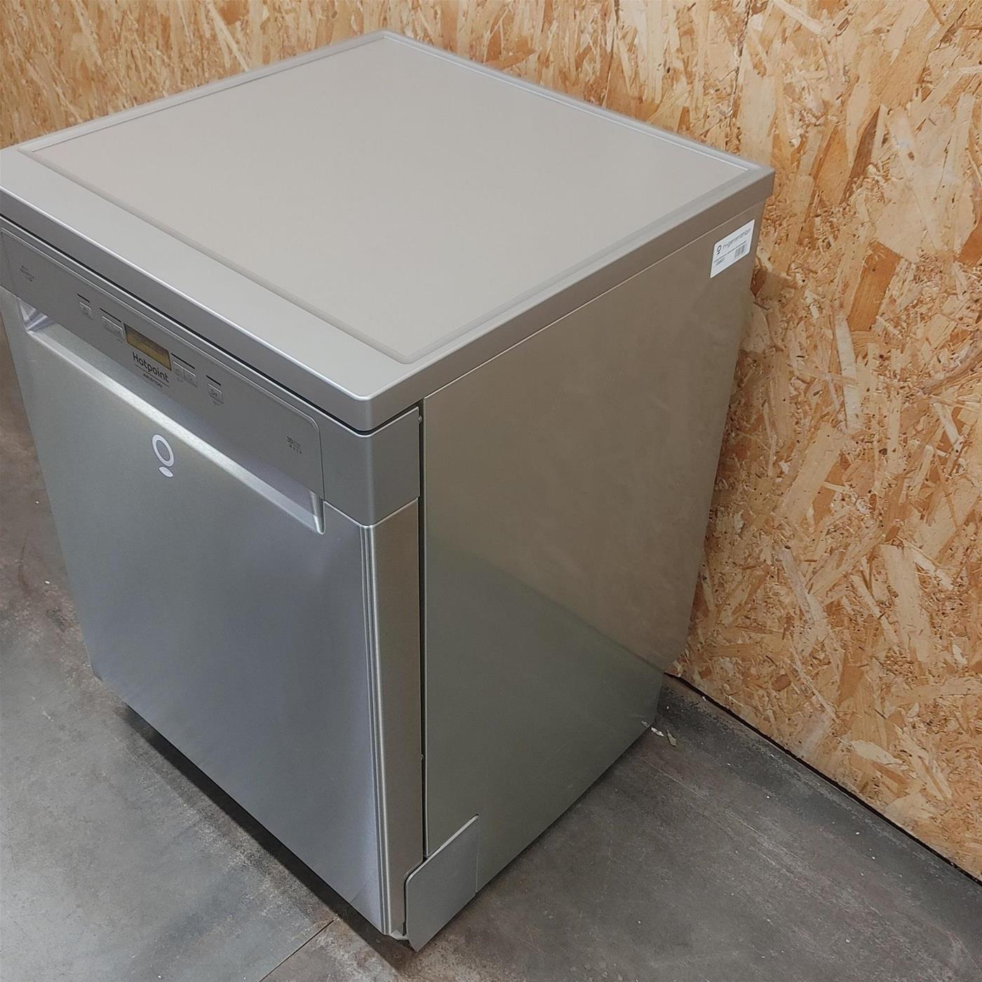 Lavastoviglie Hotpoint Ariston HFC 3C32 WX Libera installazione 14 coperti