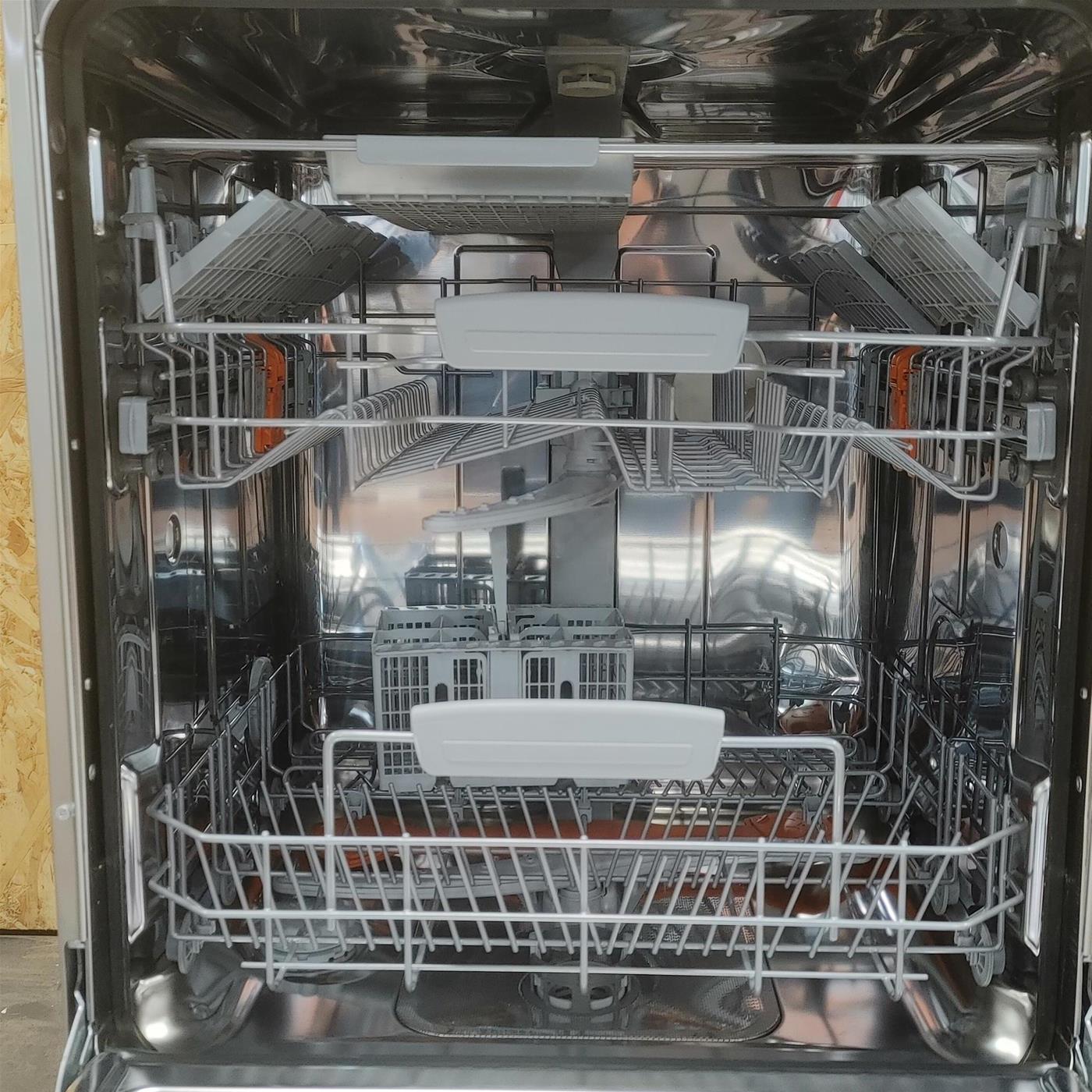 Lavastoviglie Hotpoint Ariston HFC 3C32 WX Libera installazione 14 coperti