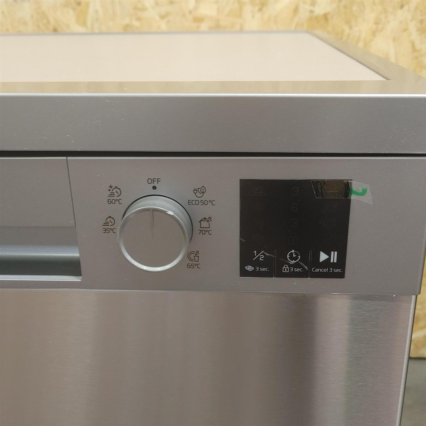 Beko DVN05320X Libera installazione 13 coperti E