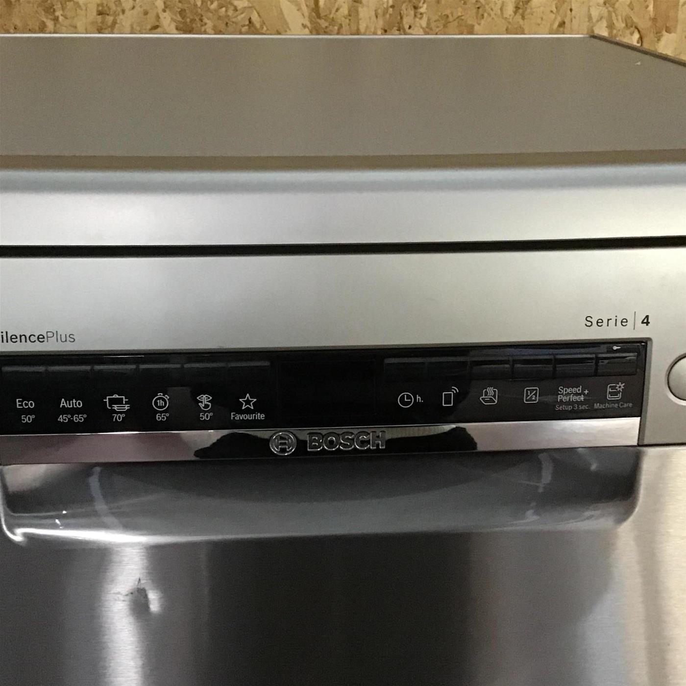Lavastoviglie Bosch SMS4EVI08E libera installazione 14 coperti