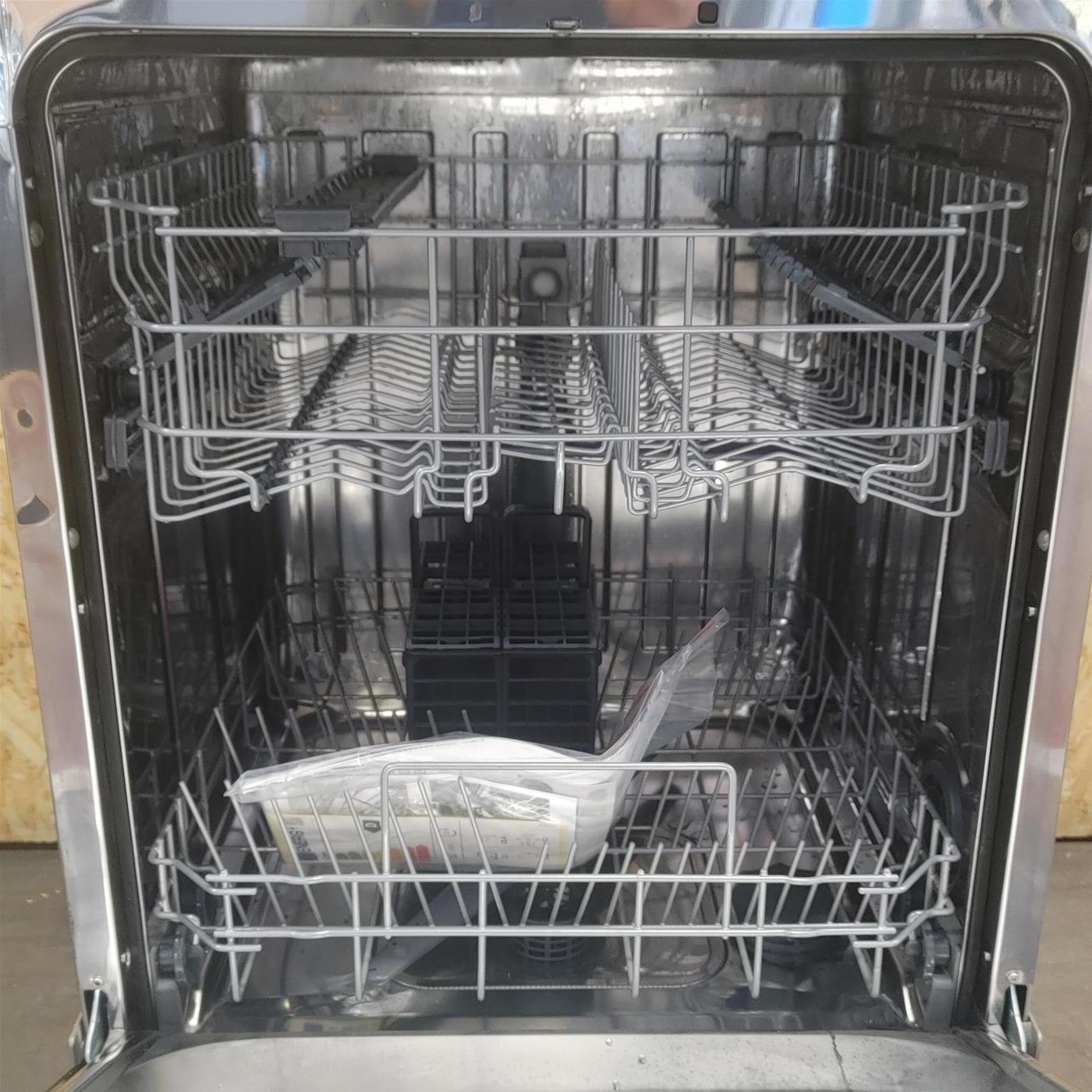 Candy Brava H CF 3C7LFX Libera installazione 13 coperti D