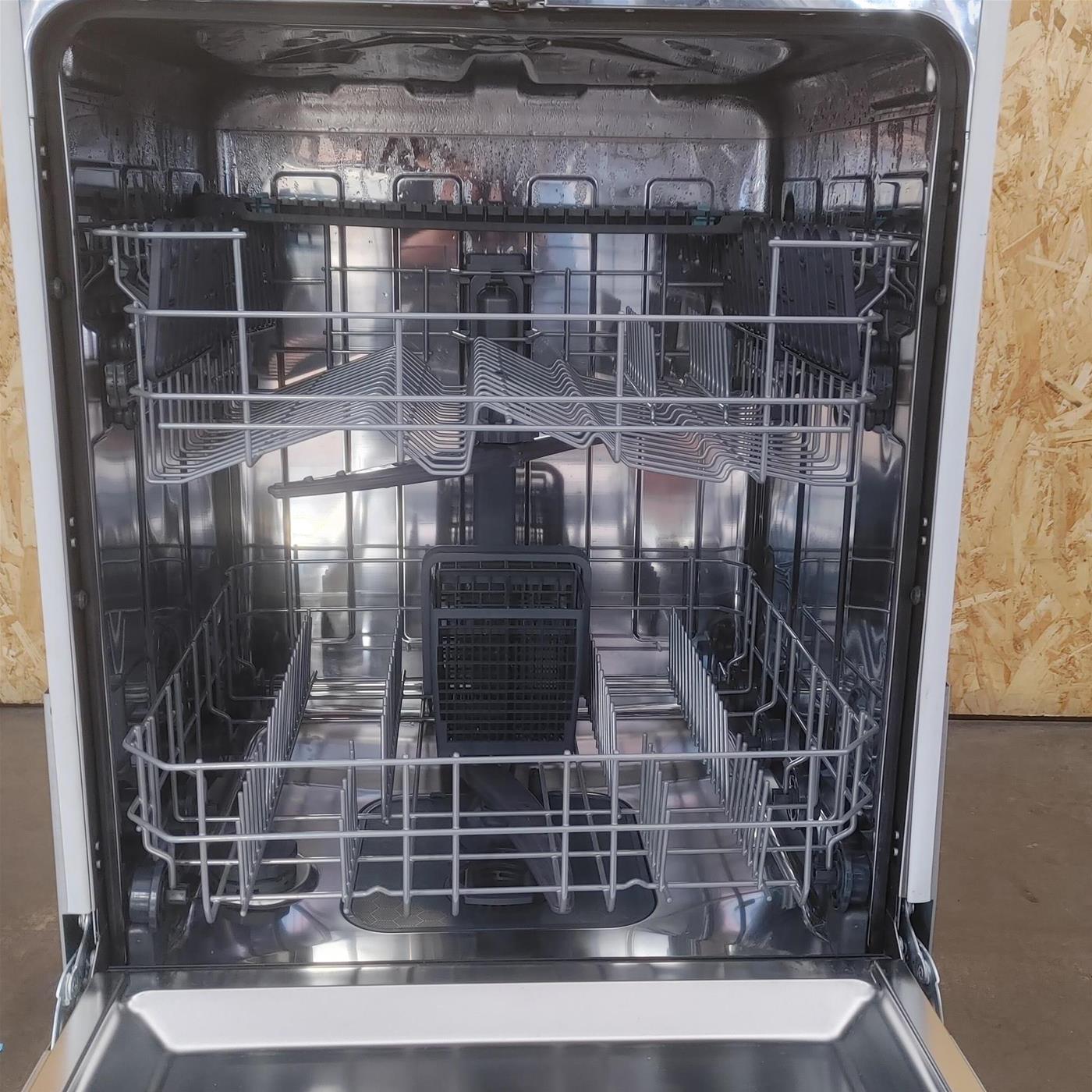 Lavastoviglie Candy RapidÓ CI 3E53L0W A scomparsa totale 13 coperti