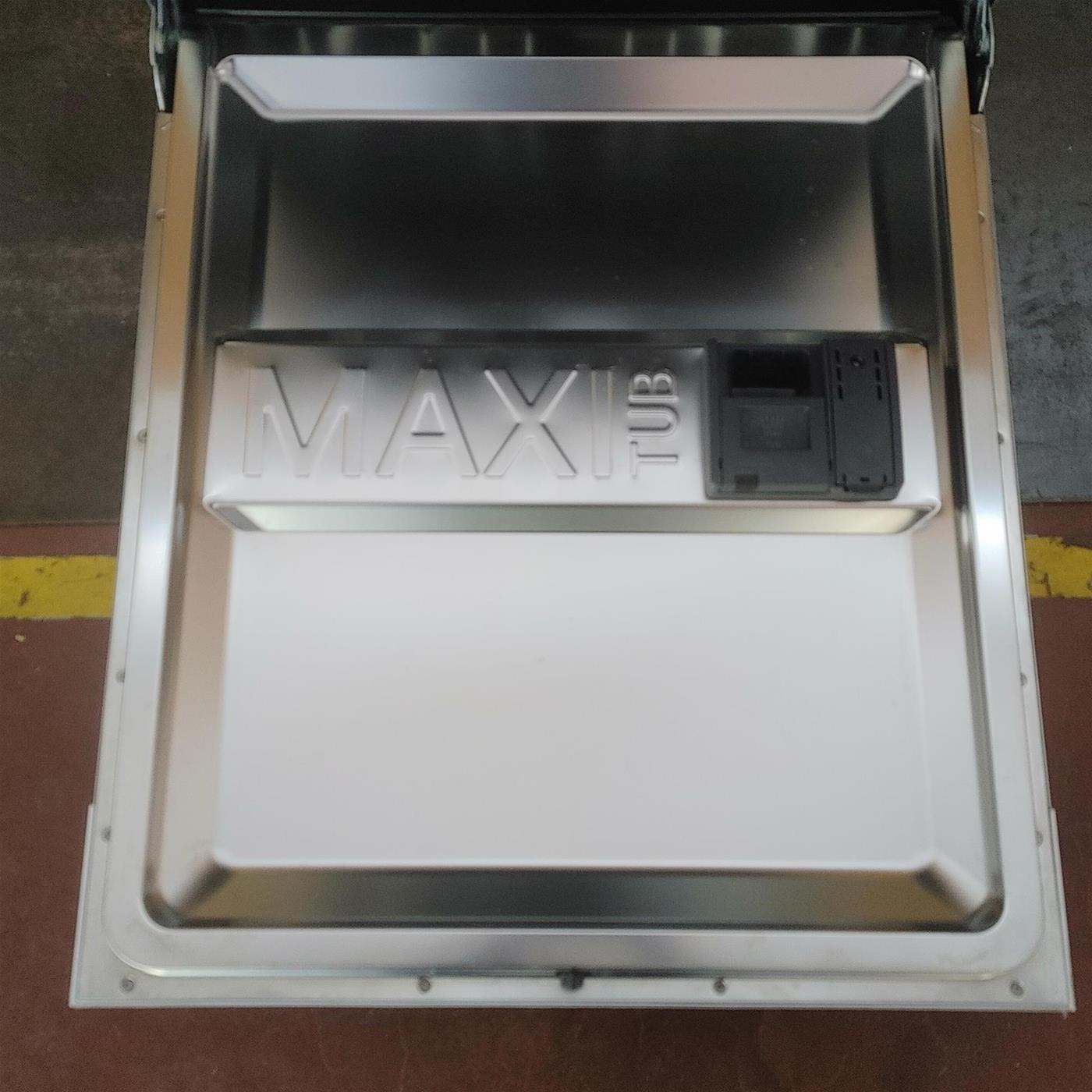 Lavastoviglie Candy CIP 3E7L0W a scomparsa totale 13 coperti