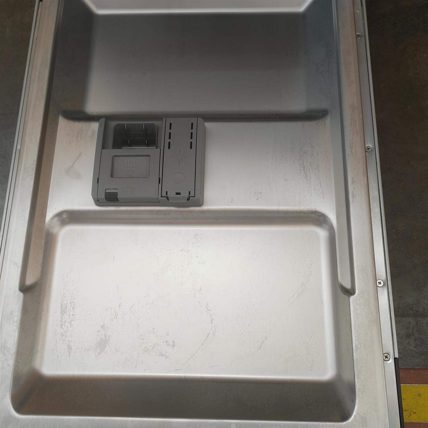 Lavastoviglie Candy Brava CDIH 1L949 A scomparsa totale 9 coperti